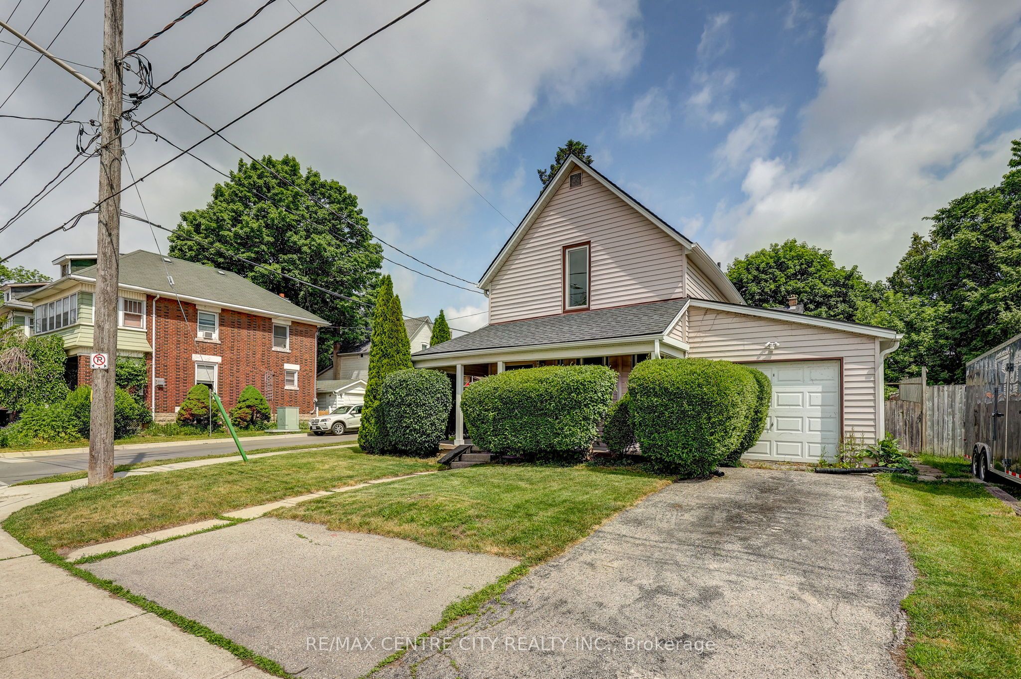 169 Wellington Street, St. Thomas, ON N5R 2S3 photo 3