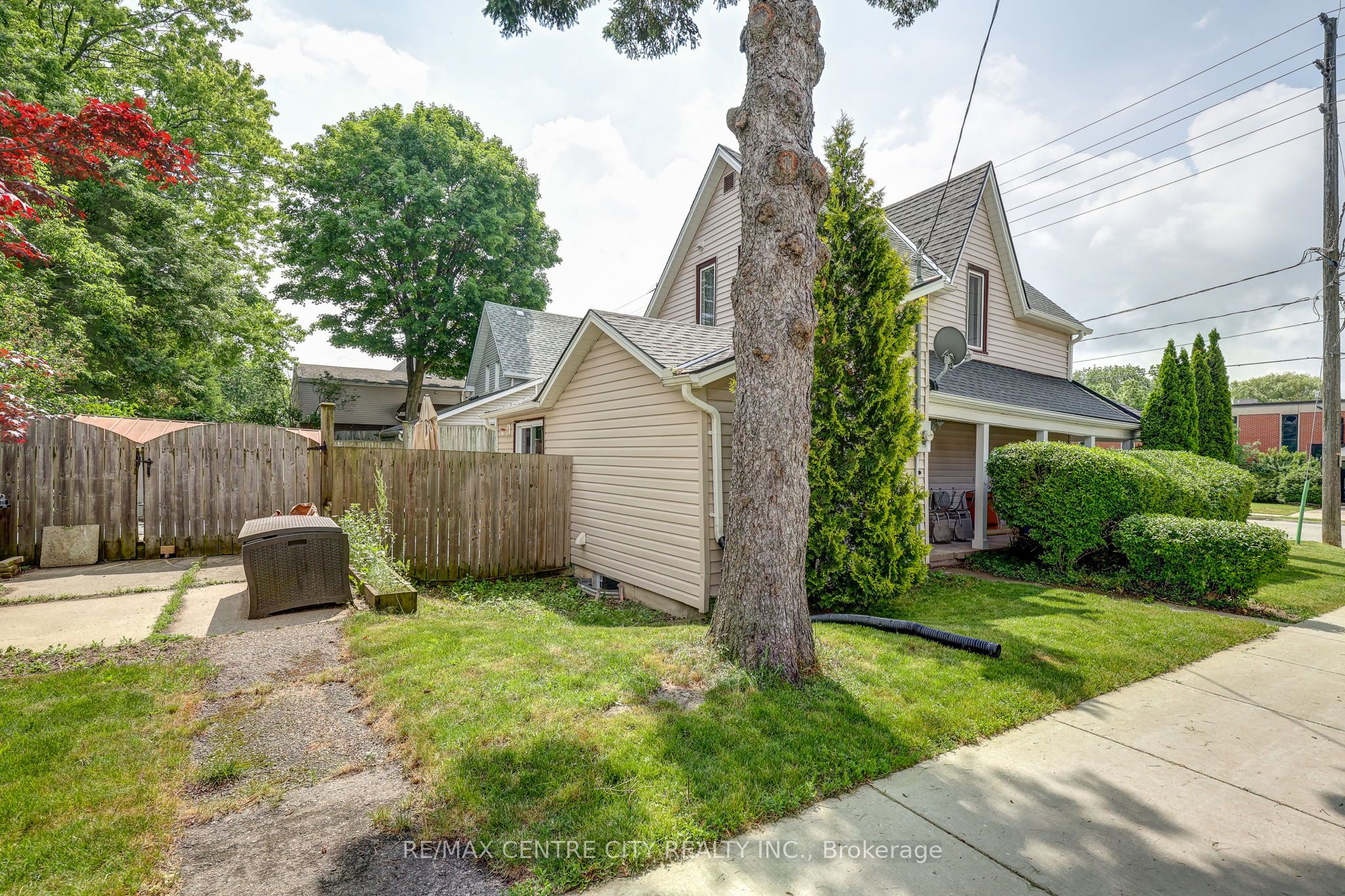 169 Wellington Street, St. Thomas, ON N5R 2S3 photo 5