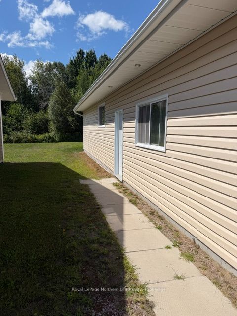 425 Demers Street, West Nipissing, ON P2B 3E8 photo 3