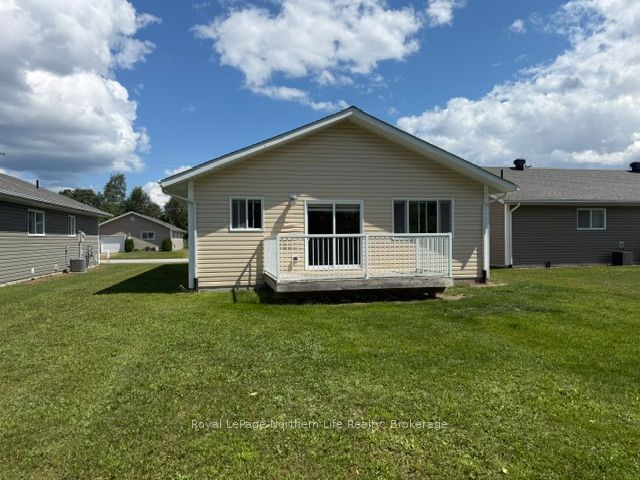 425 Demers Street, West Nipissing, ON P2B 3E8 photo 5