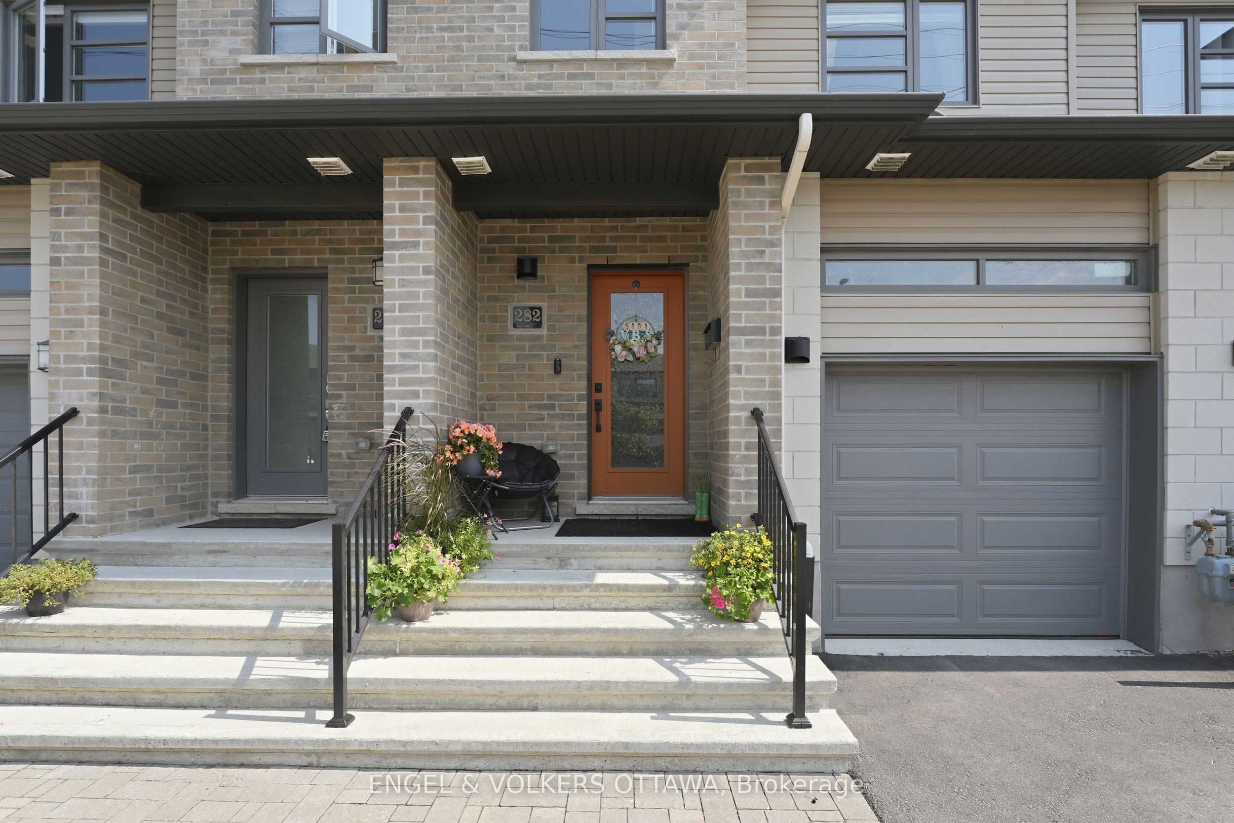 282 Munro Street, Carleton Place, ON K7C 0P2 photo 3