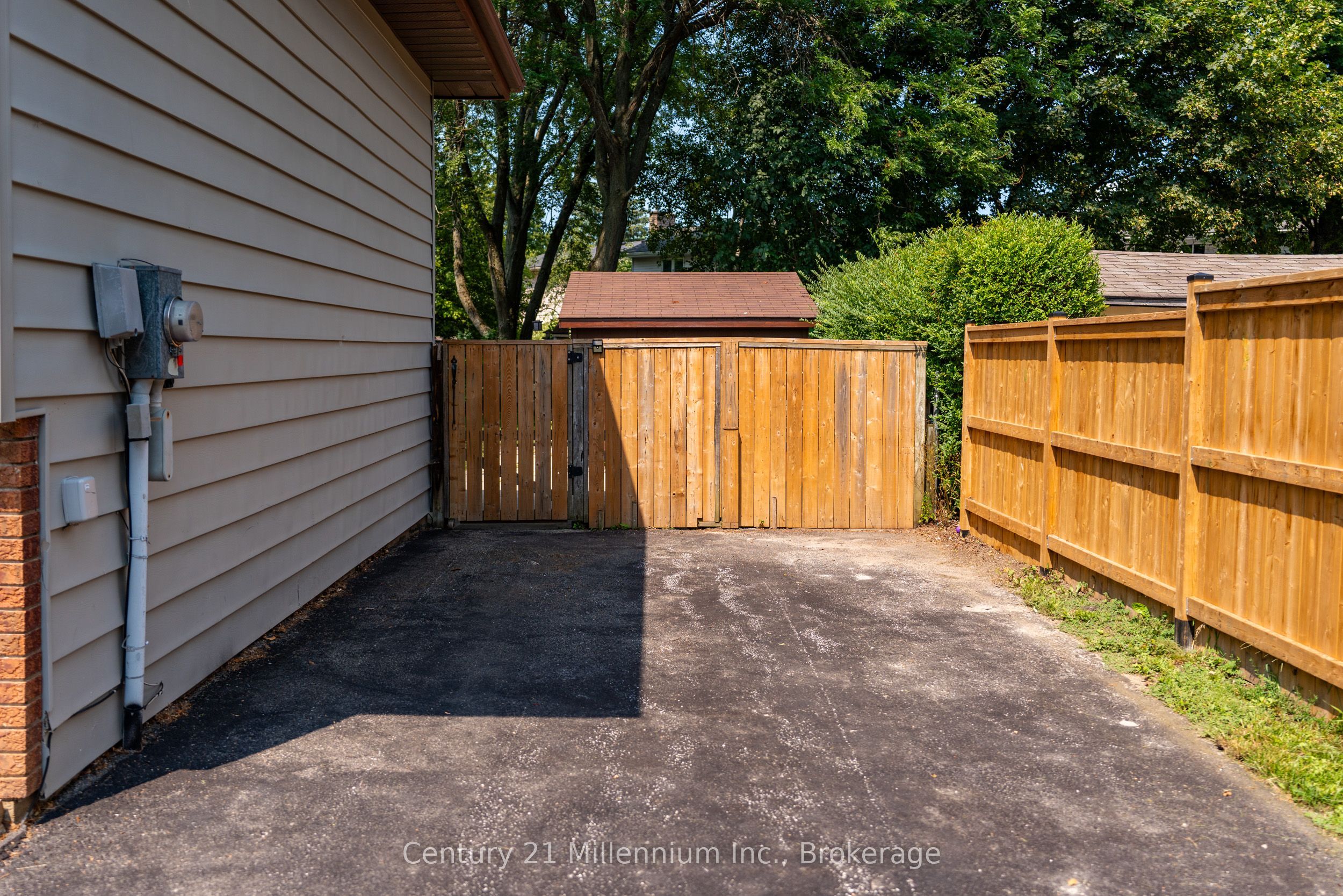 580 2nd A Street W, Owen Sound, ON N4K 6H4 photo 3