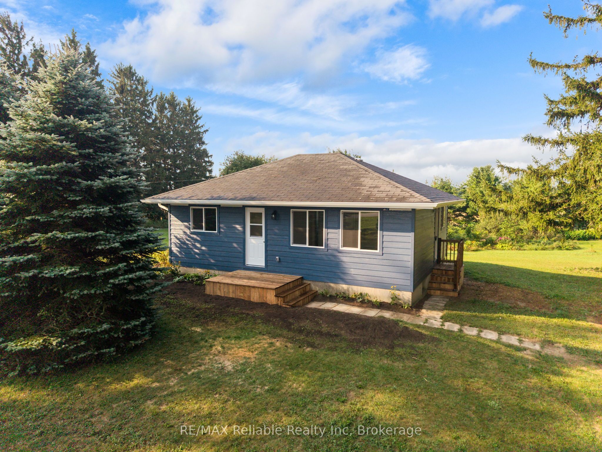 41323 Front Road, Huron East, ON N0K 1W0
