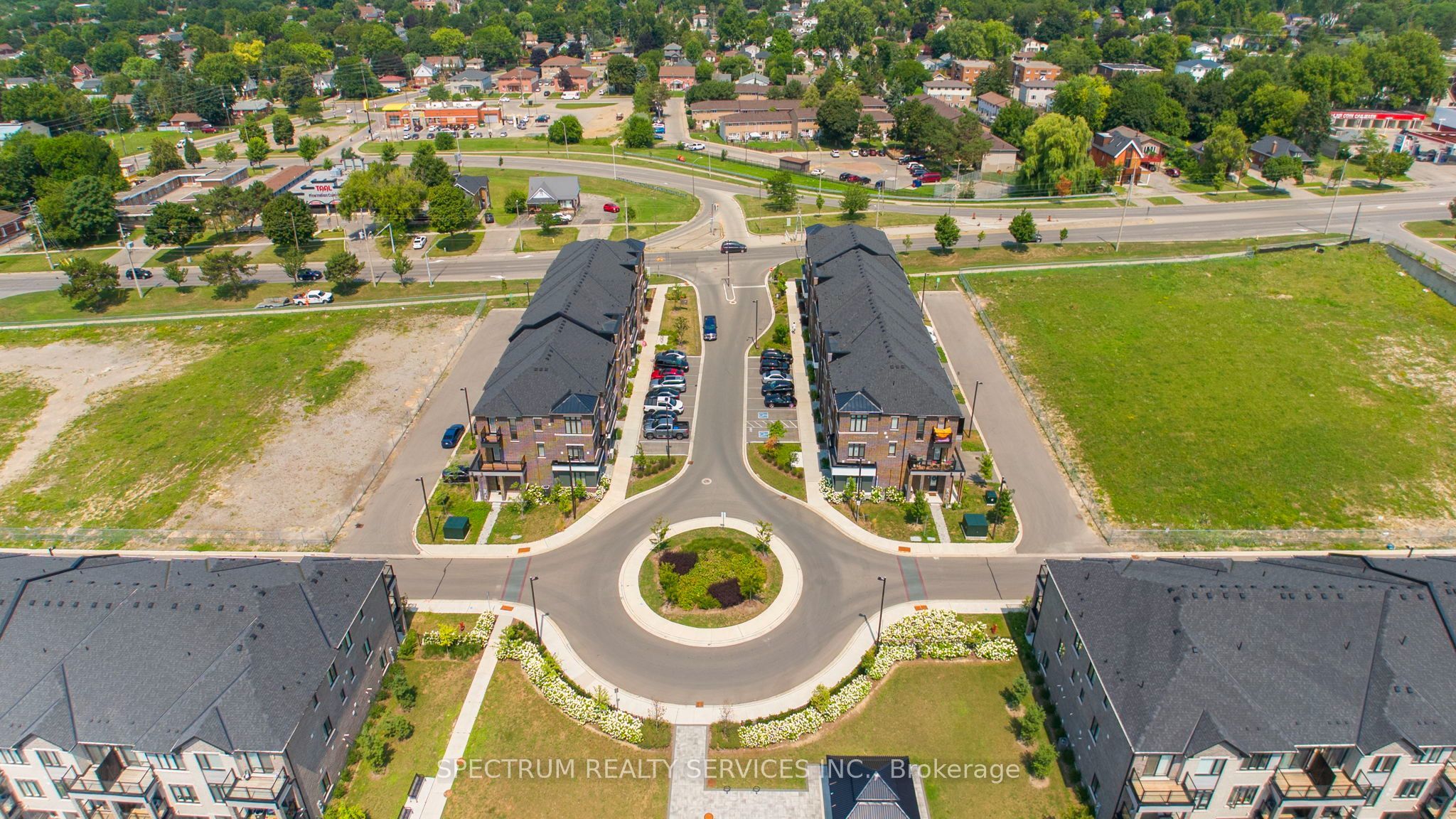 585 Colborne Street E 108, Brantford, ON N3S 0K4 photo 5