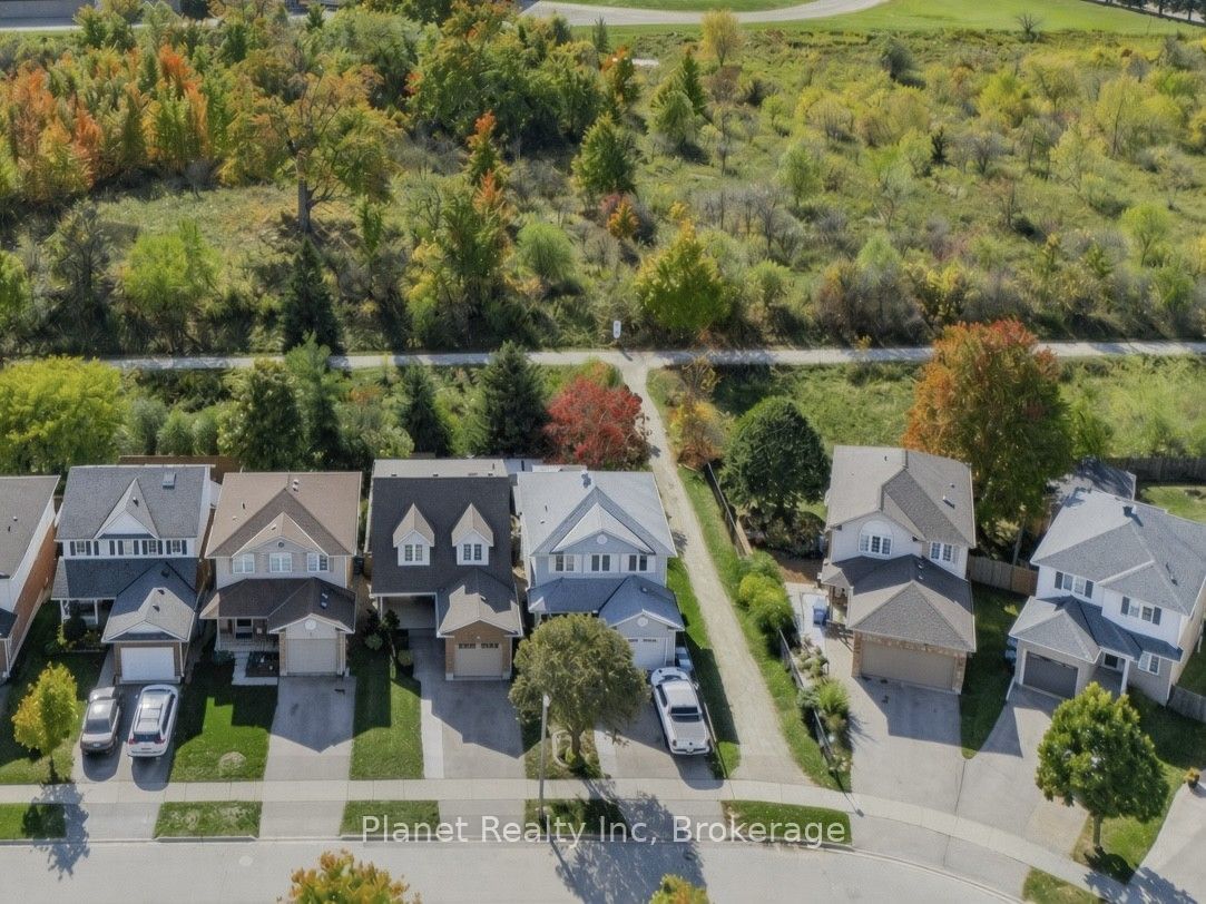 41 Boulder Crescent, Guelph, ON N1G 5A2 photo 2