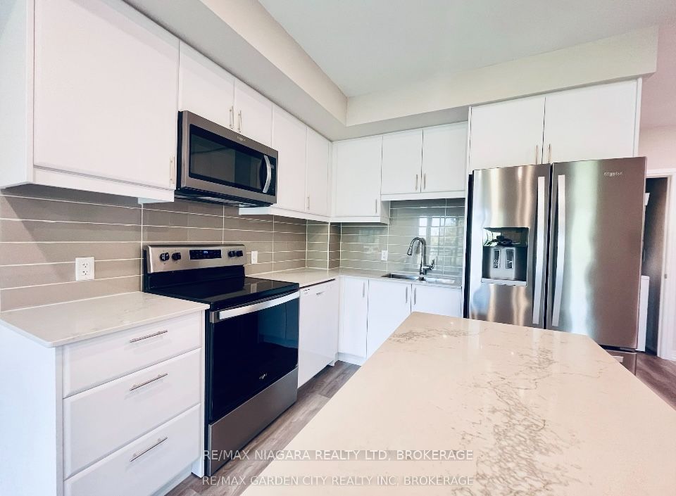 50 HERRICK Avenue 334, St. Catharines, ON L2P 0G3