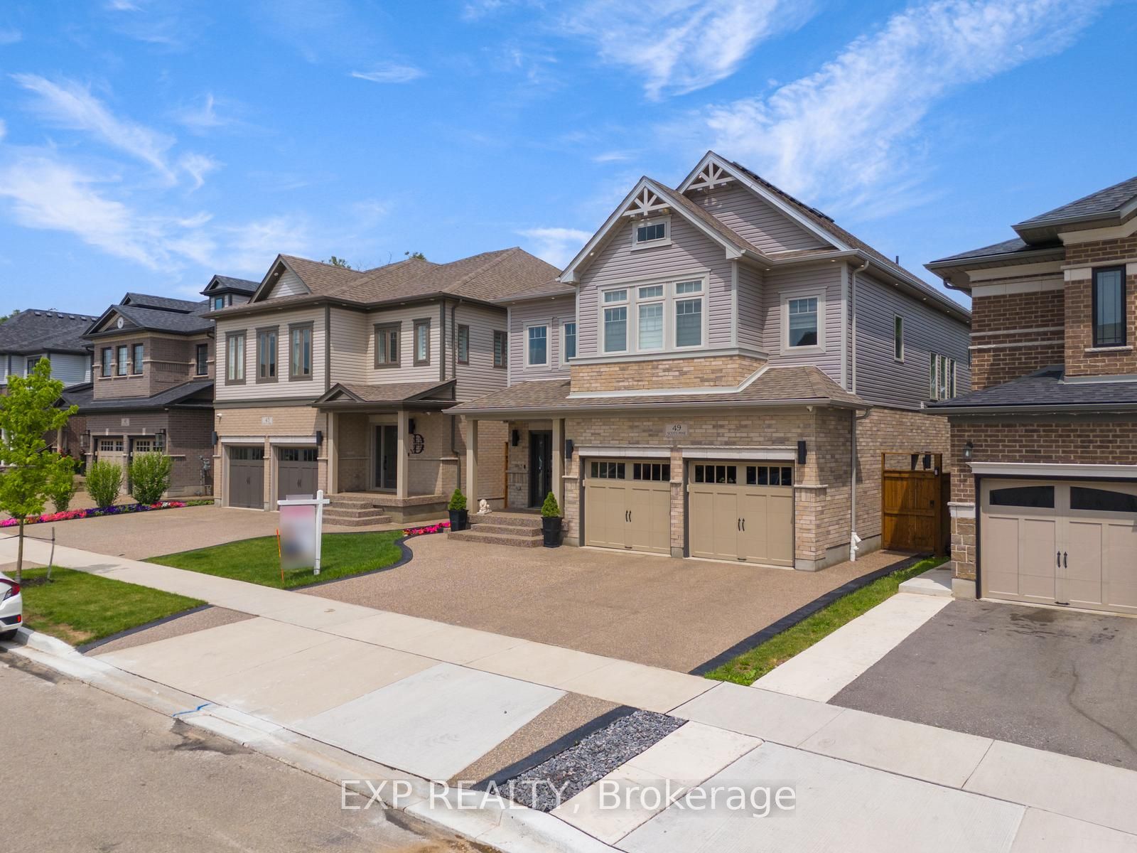 49 Scots Pine Trail, Kitchener, ON N2R 0N6 photo 2