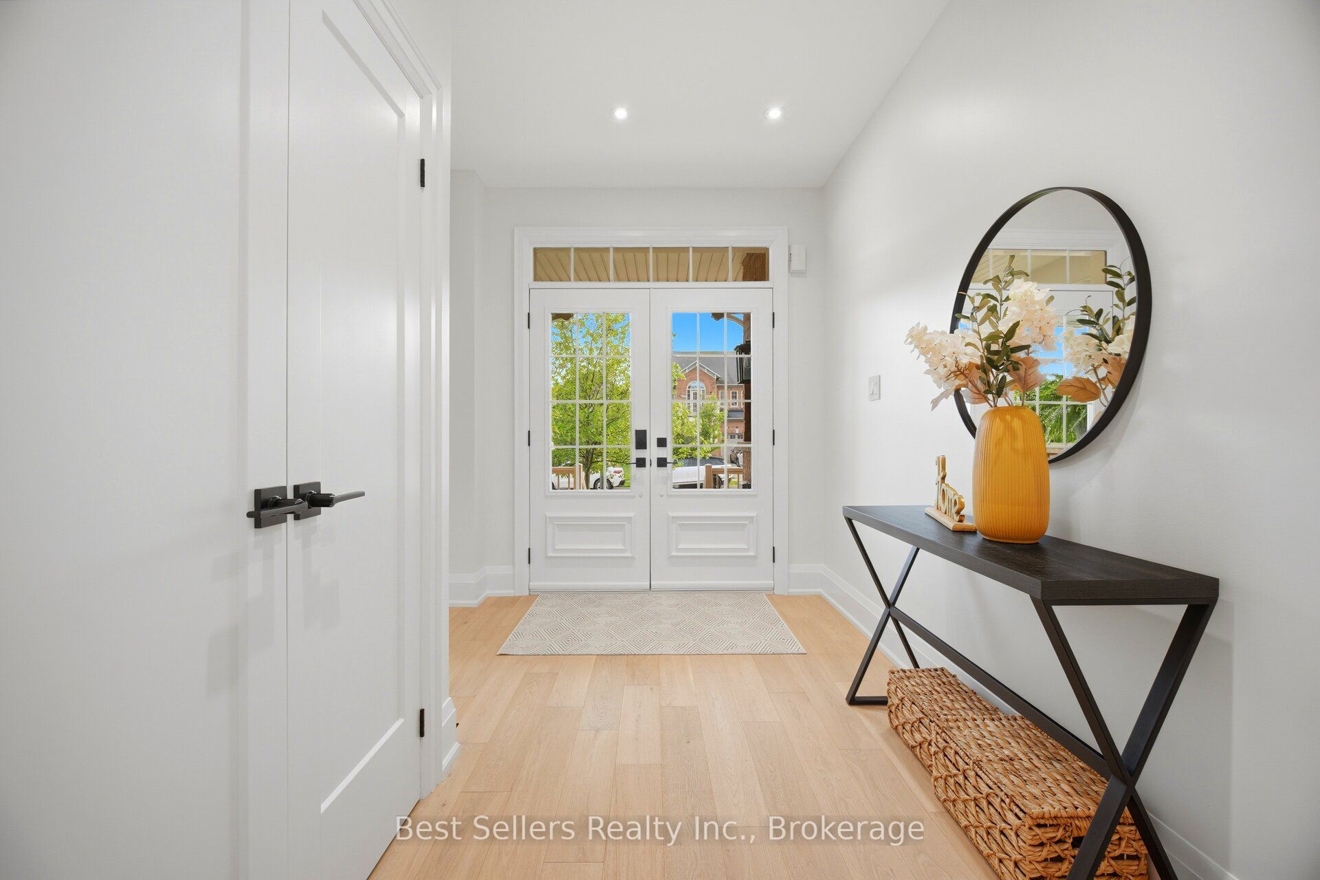 75 Cathedral Court, Hamilton, ON L8B 0S1 photo 3