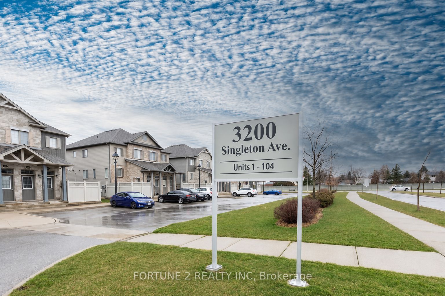 3200 Singleton Avenue 17, London South, ON N6L 0C7