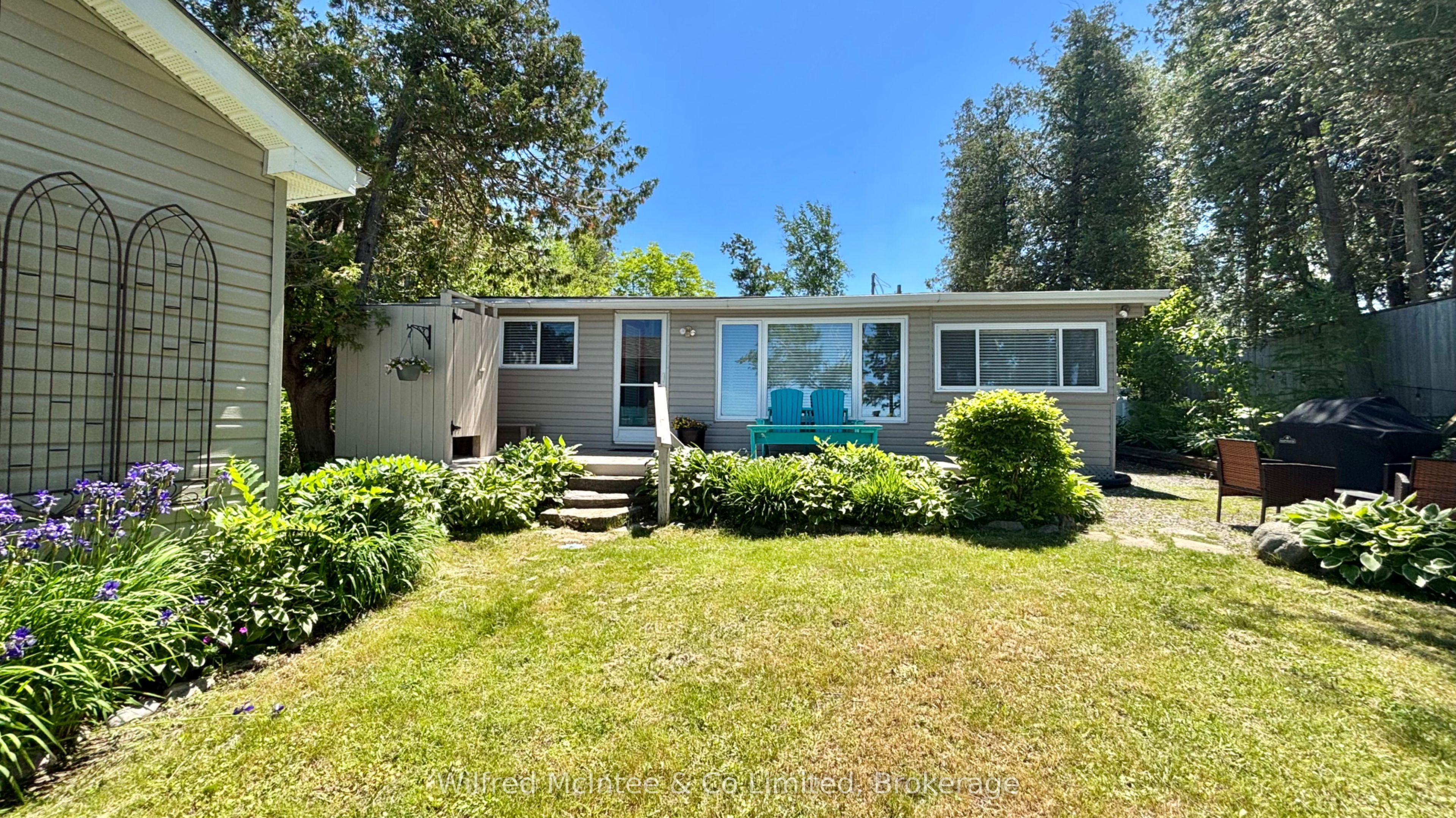 537 BRUCE ROAD 13 Road, Native Leased Lands, ON N0H 2L0 photo 2