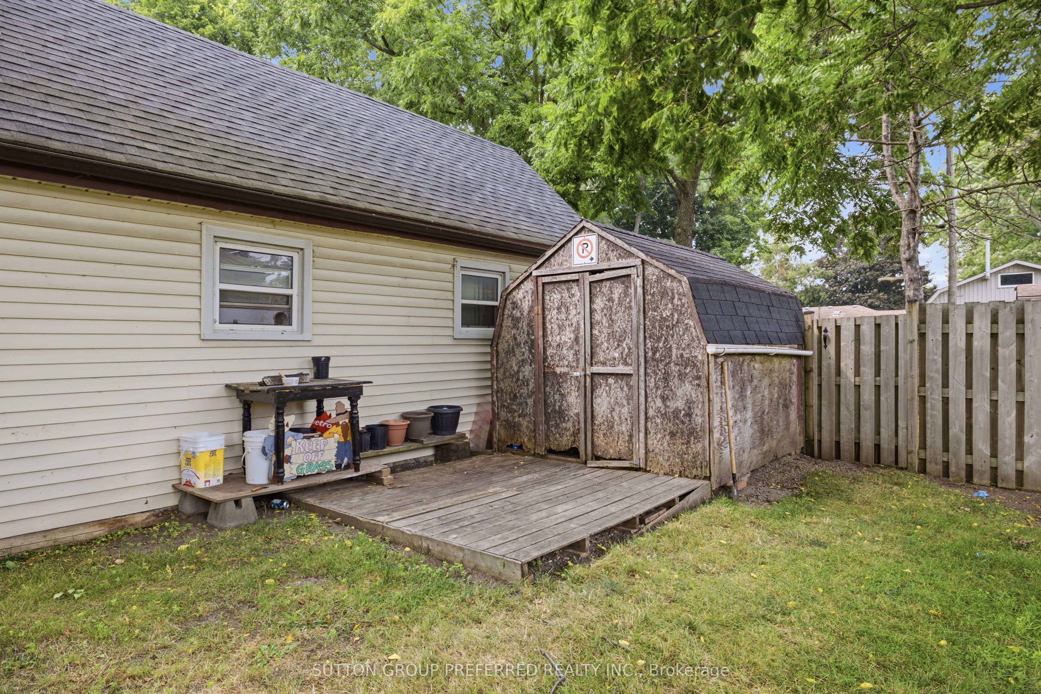 4268 Hamilton Road, Thames Centre, ON N0L 1G3 photo 3