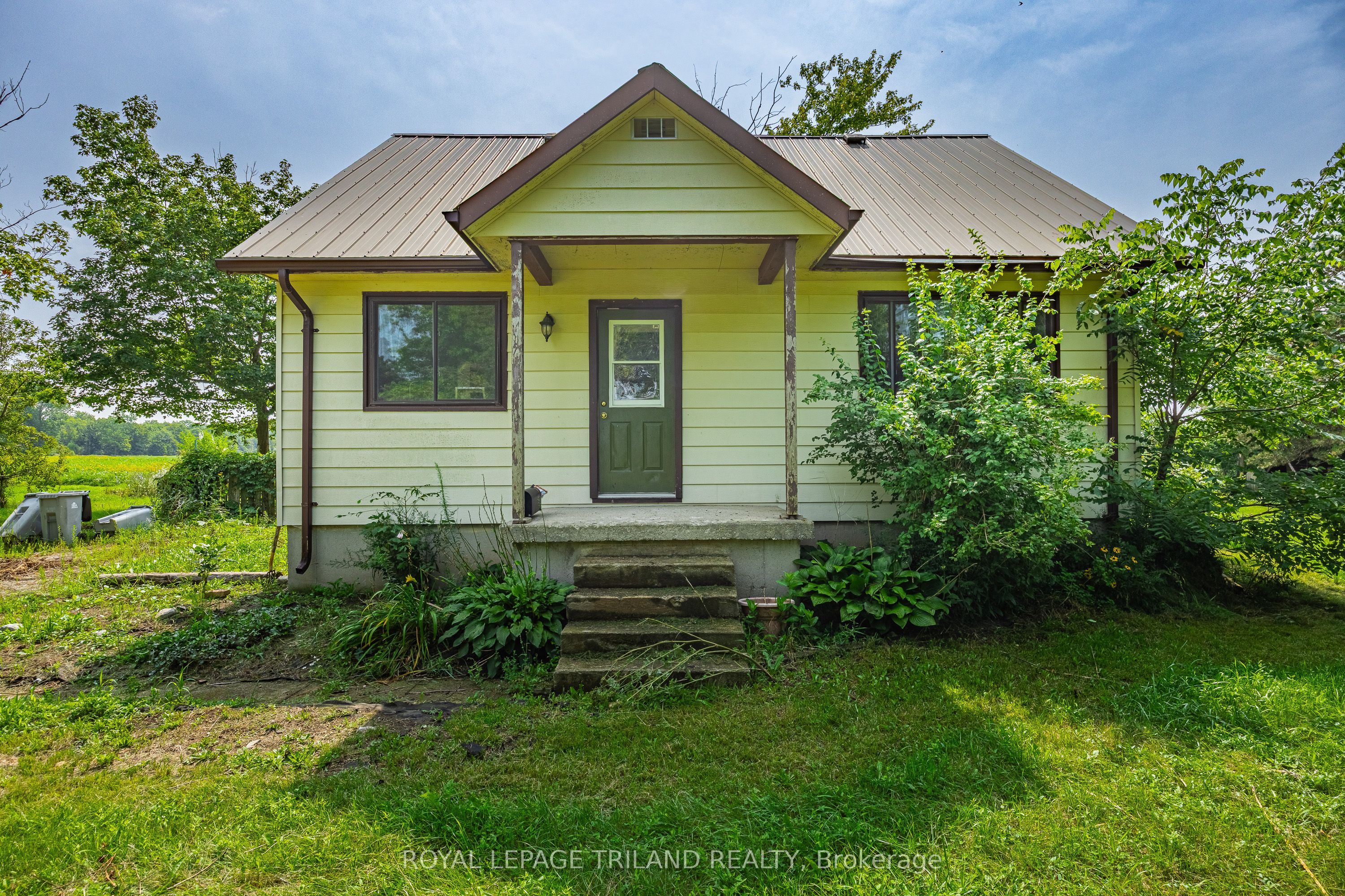 10207 Ivan Drive, Middlesex Centre, ON N0M 2A0 photo 3