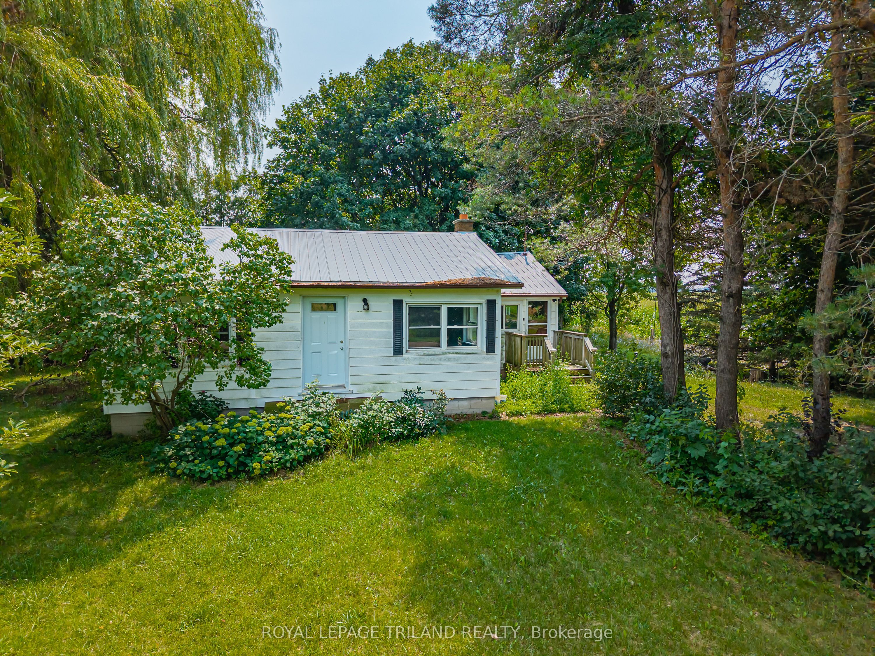 10181 Ivan Drive, Middlesex Centre, ON N0M 2A0 photo 3