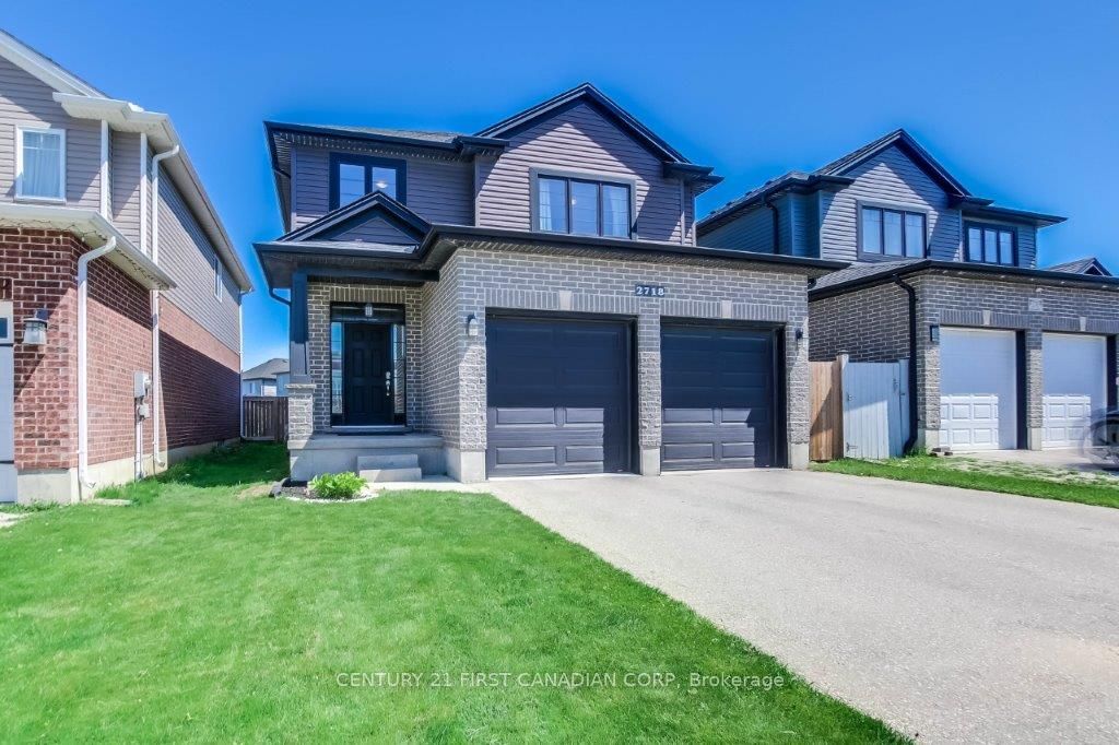 2718 Tokala Trail, London North, ON N6G 0L7 photo 2