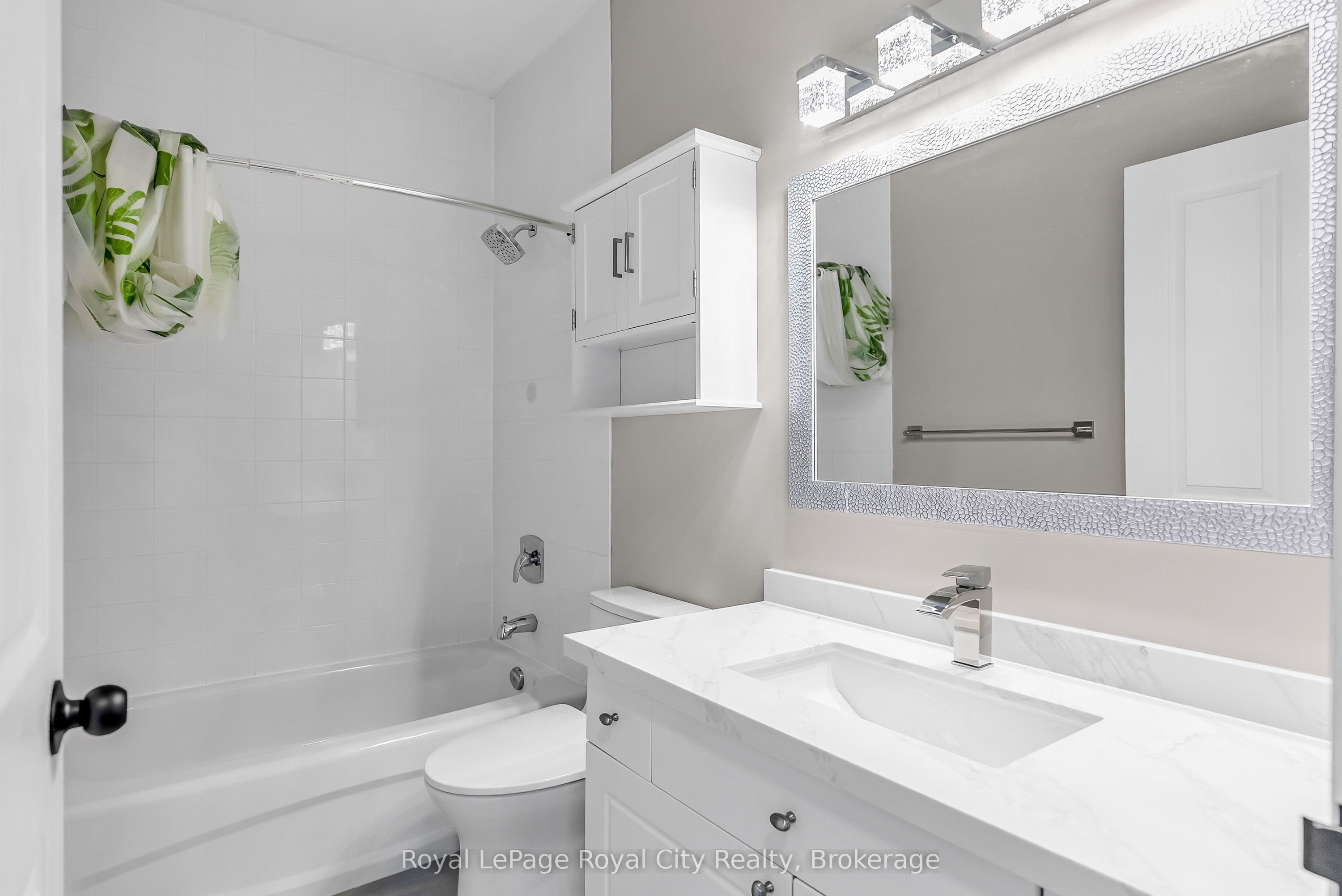 60 Wyndham Street S 301, Guelph, ON N1E 7H7 photo 5