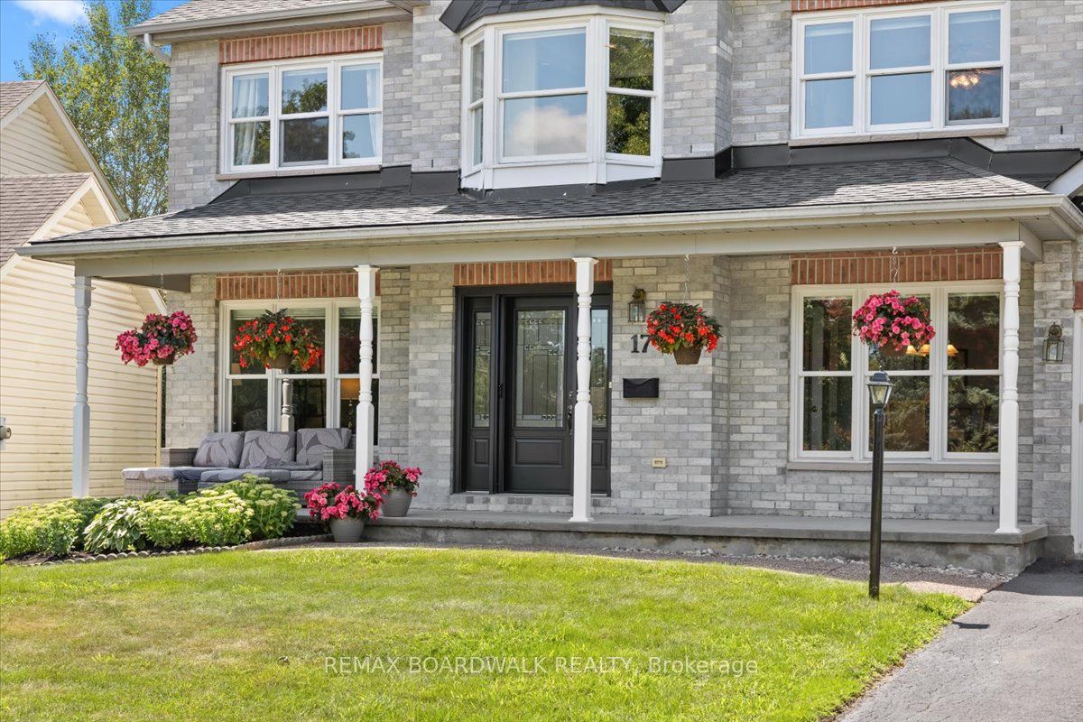 17 Shipley Crescent, Stittsville - Munster - Richmond, ON K2S 1R2 photo 2