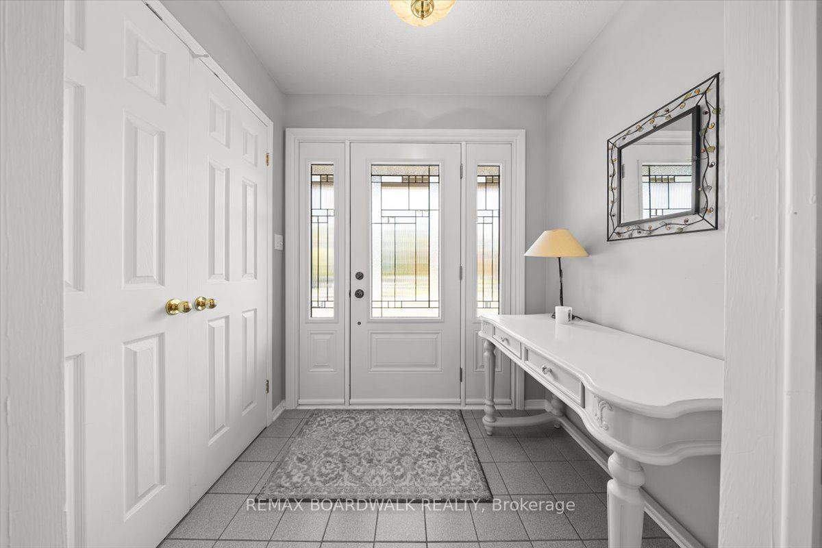 17 Shipley Crescent, Stittsville - Munster - Richmond, ON K2S 1R2 photo 4
