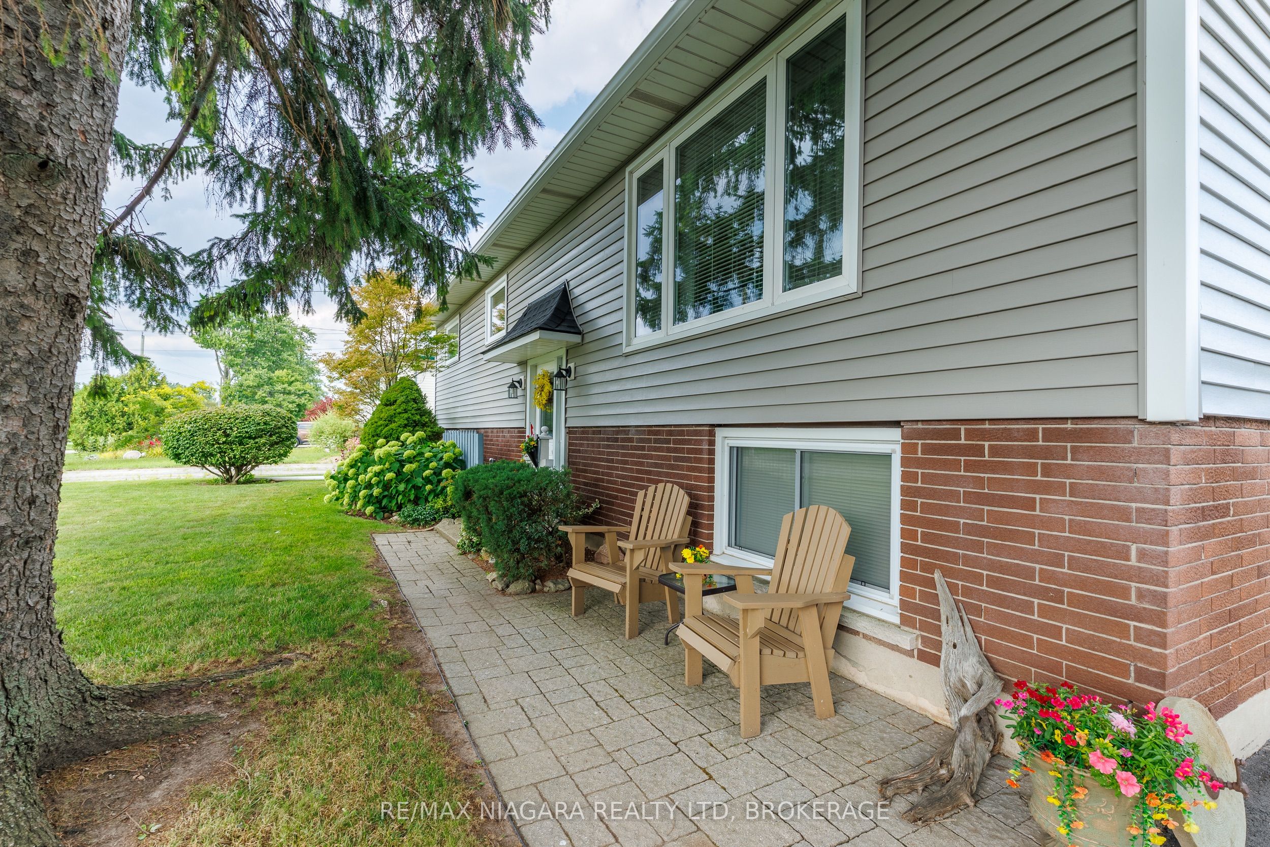 924 Daytona Drive, Fort Erie, ON L2A 4Z8 photo 4