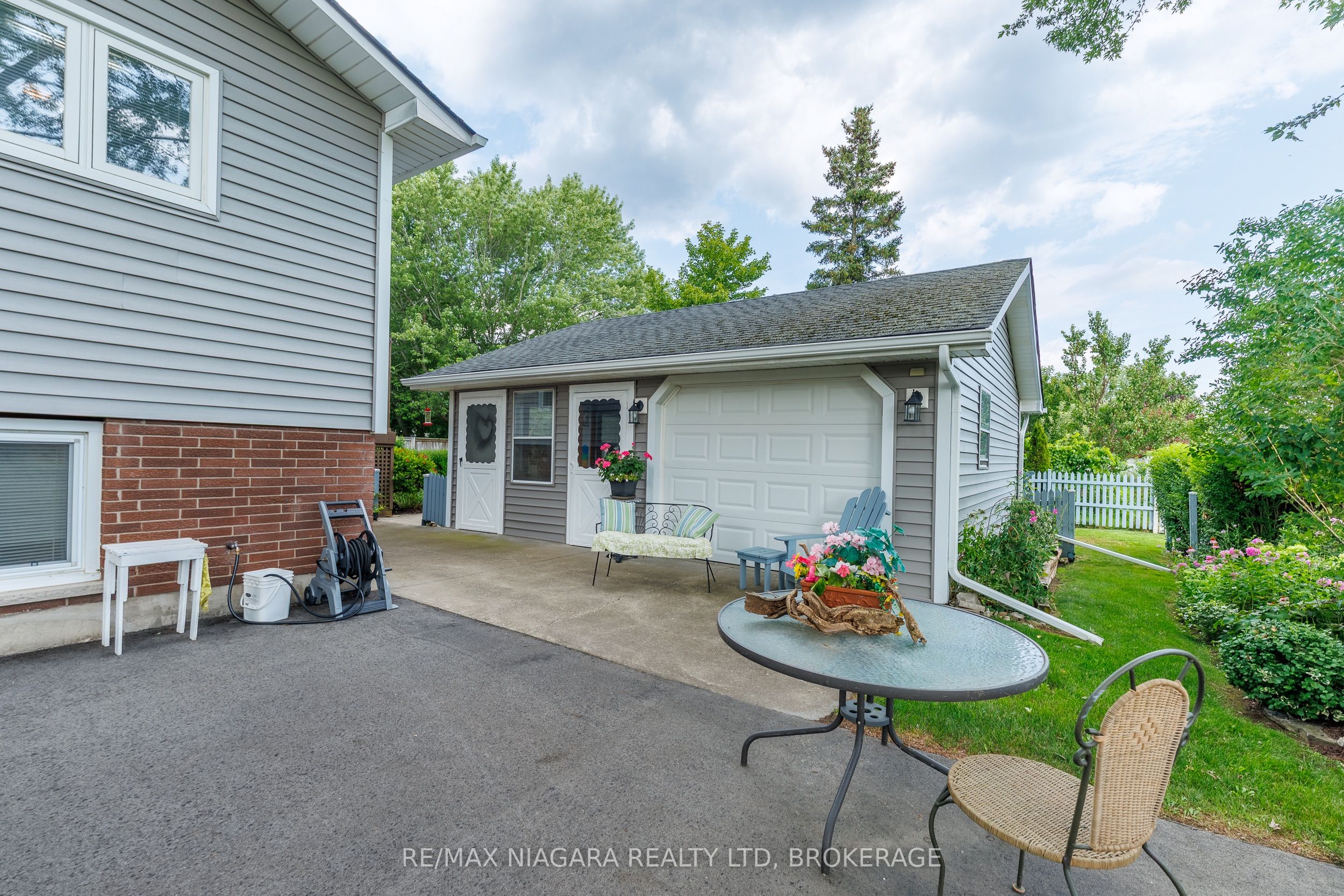 924 Daytona Drive, Fort Erie, ON L2A 4Z8 photo 5