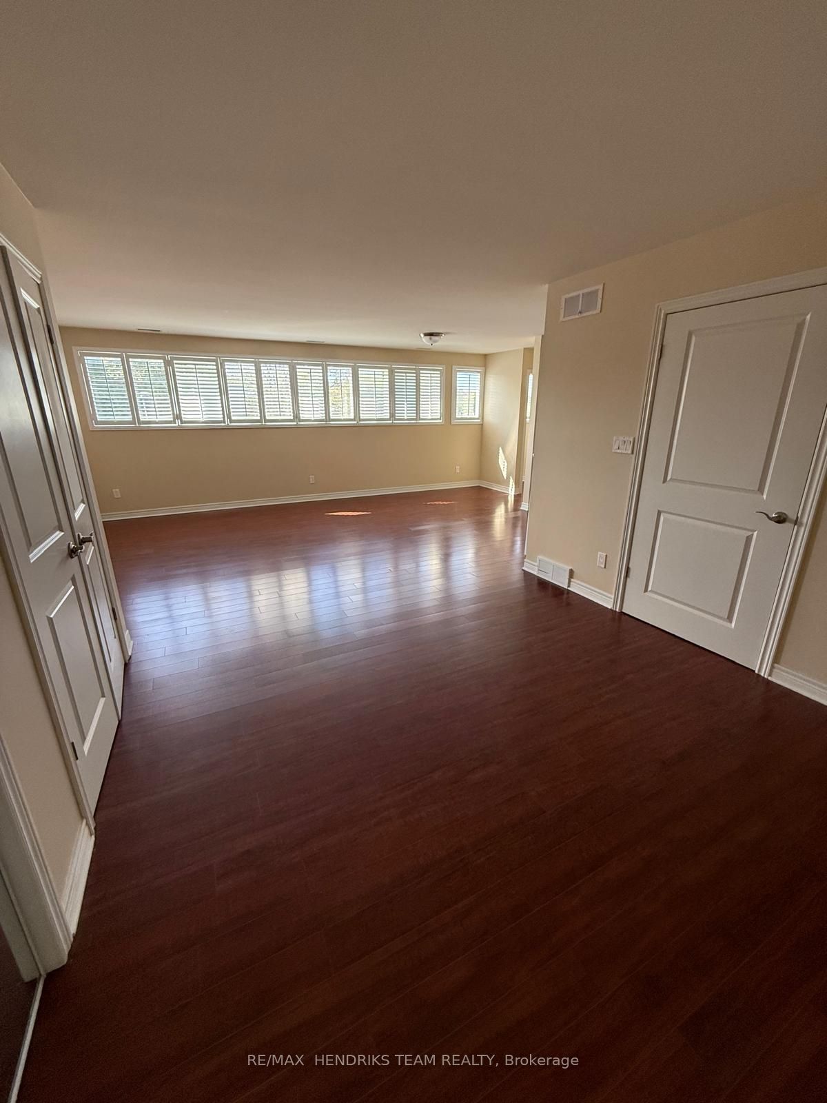 320 Vine Street 2B, St. Catharines, ON L2M 4T3