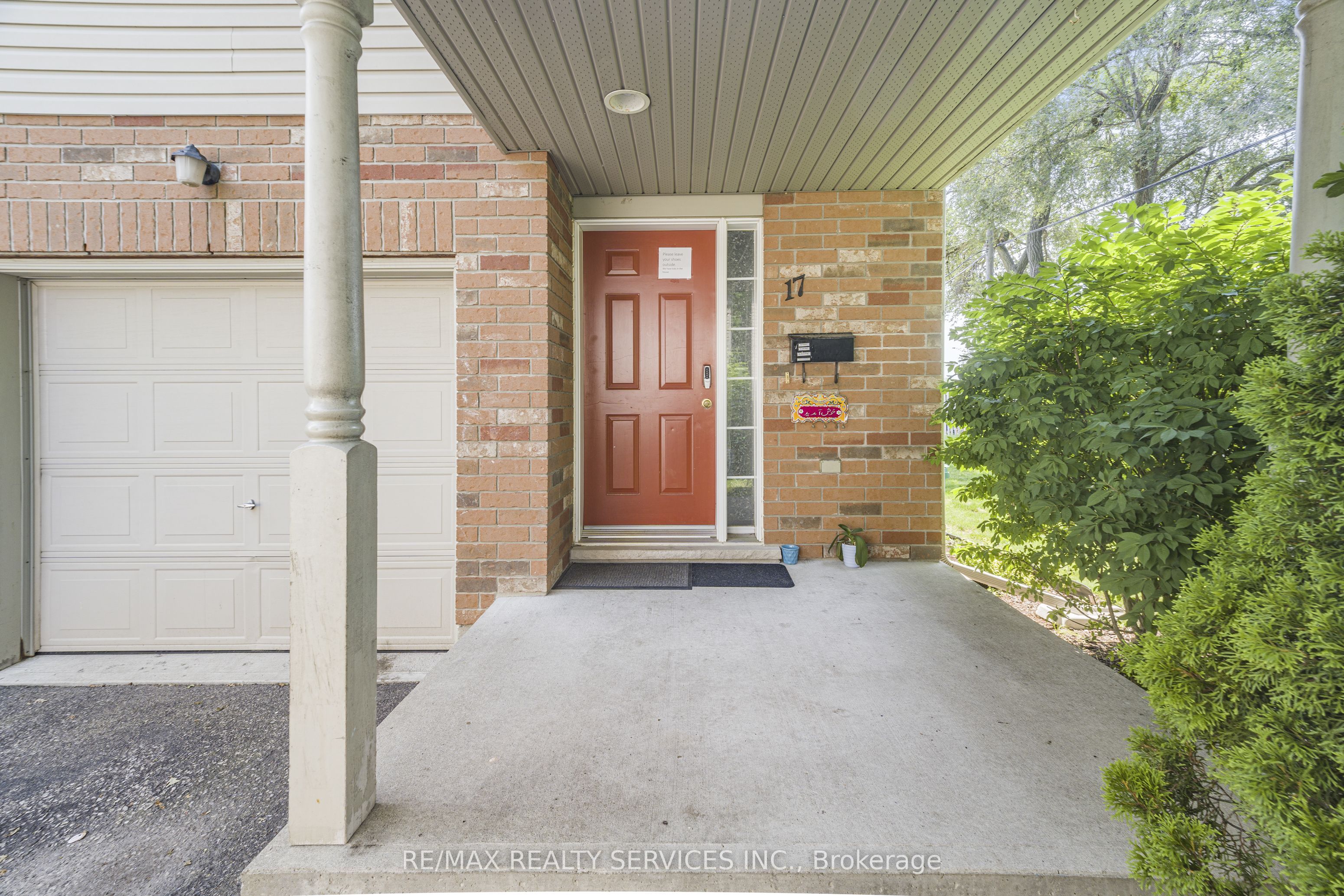 120 Dudhope Avenue 17, Cambridge, ON N1R 4T7 photo 2
