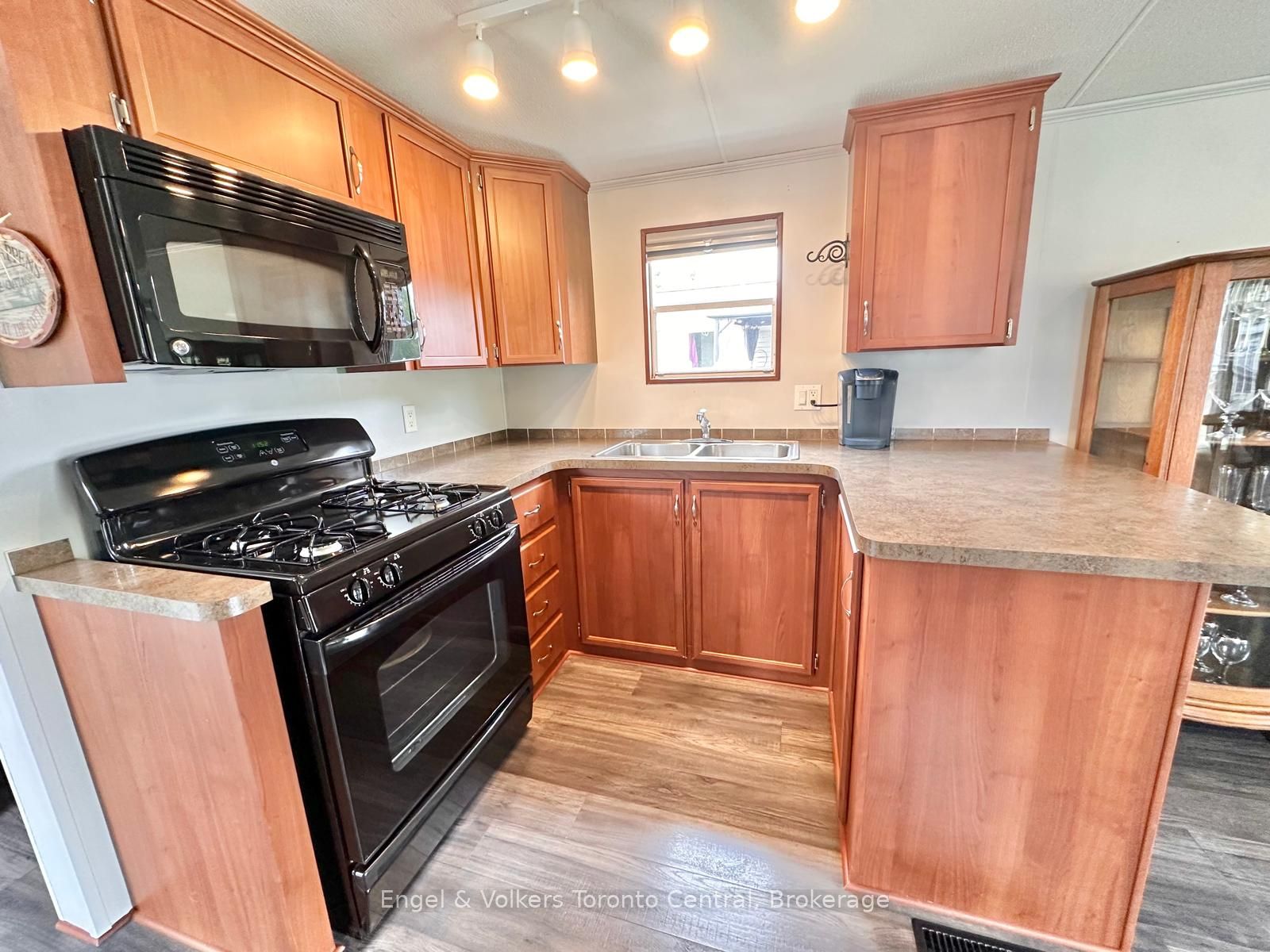 7489 SIDEROAD 5 E T115, Wellington North, ON N0G 2L0 photo 5