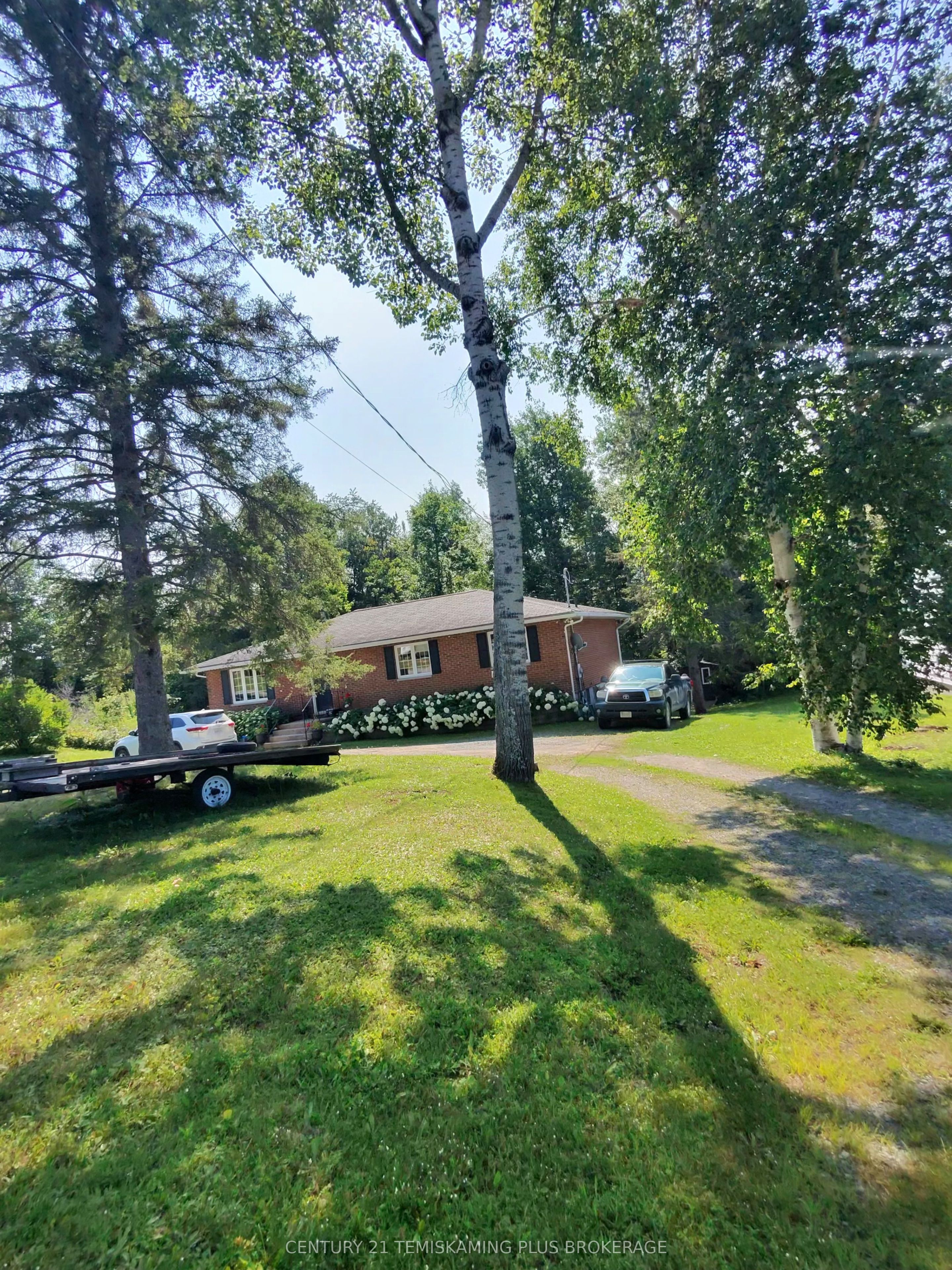 43 O'Connor Drive, Temagami, ON P0H 2H0 photo 2