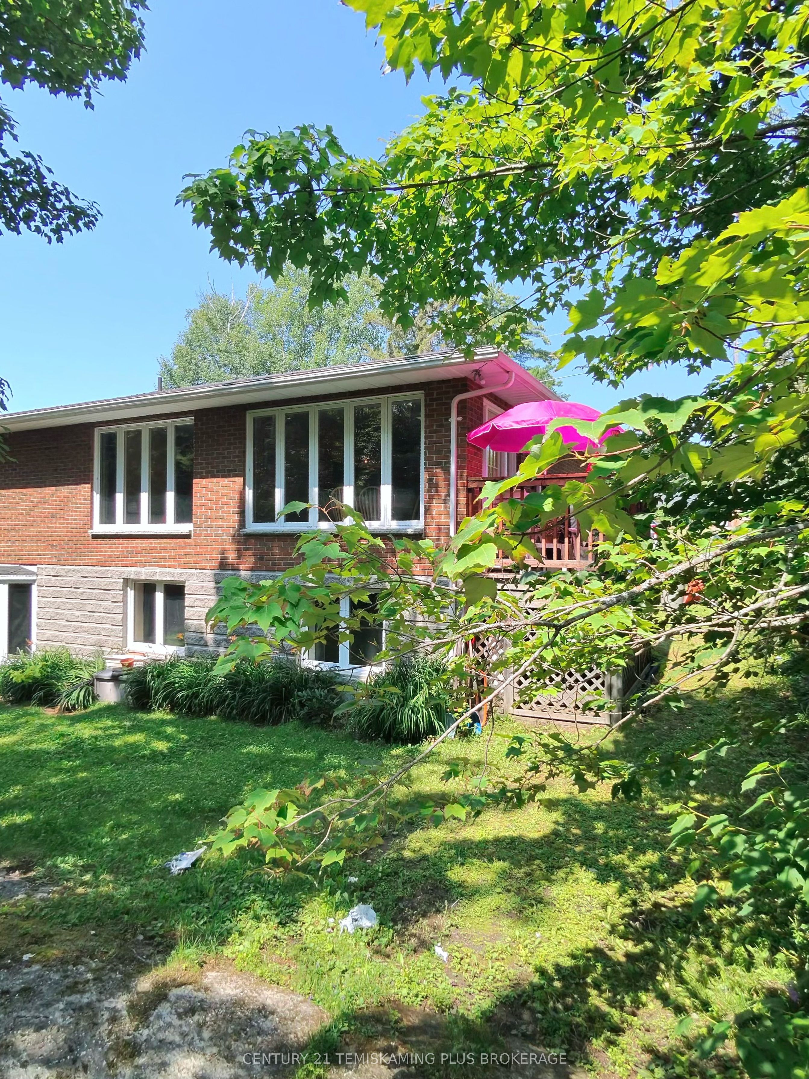 43 O'Connor Drive, Temagami, ON P0H 2H0 photo 3