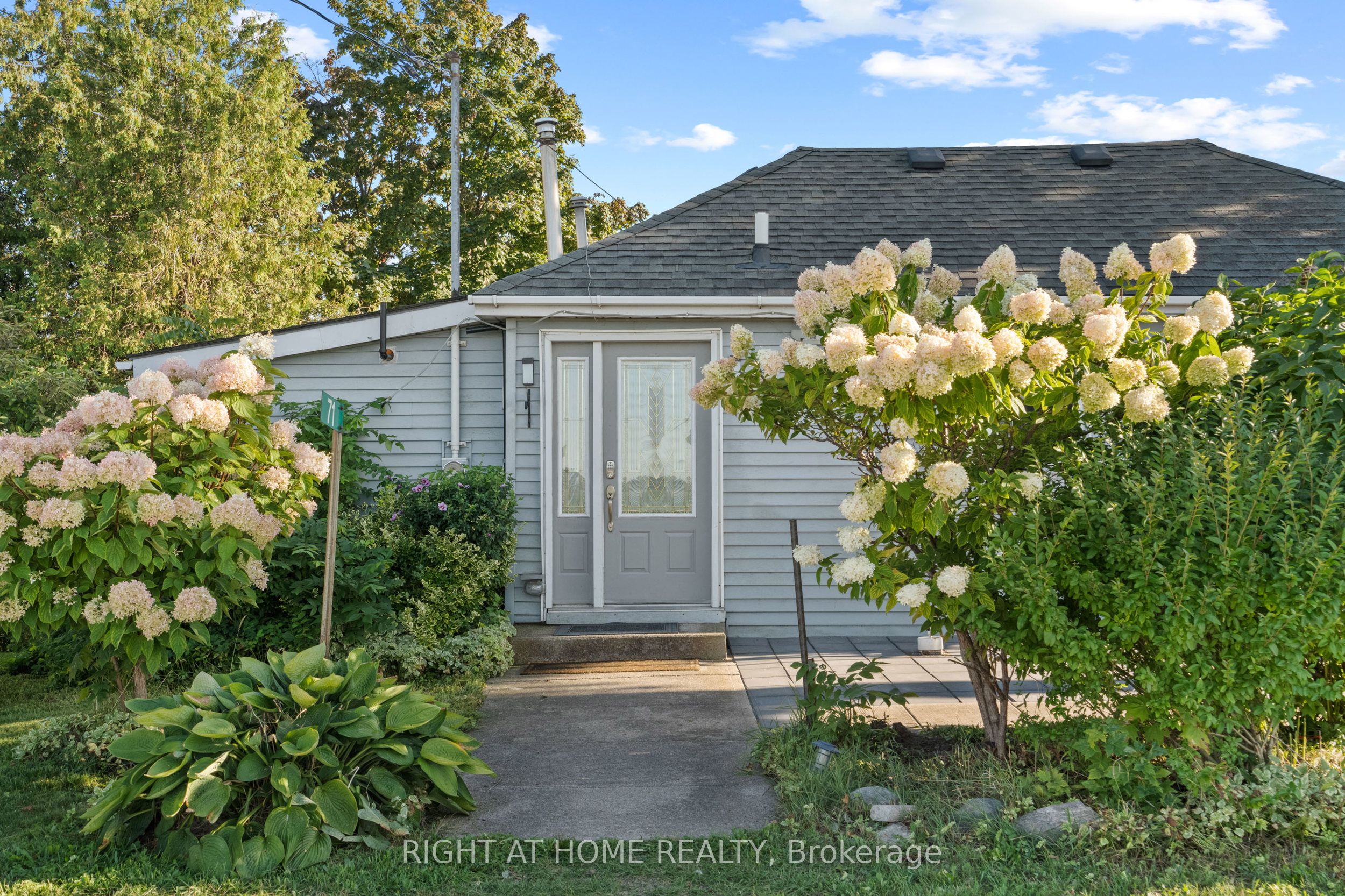 71 Lighthouse Dr Drive, Haldimand, ON N1A 2W6 photo 2