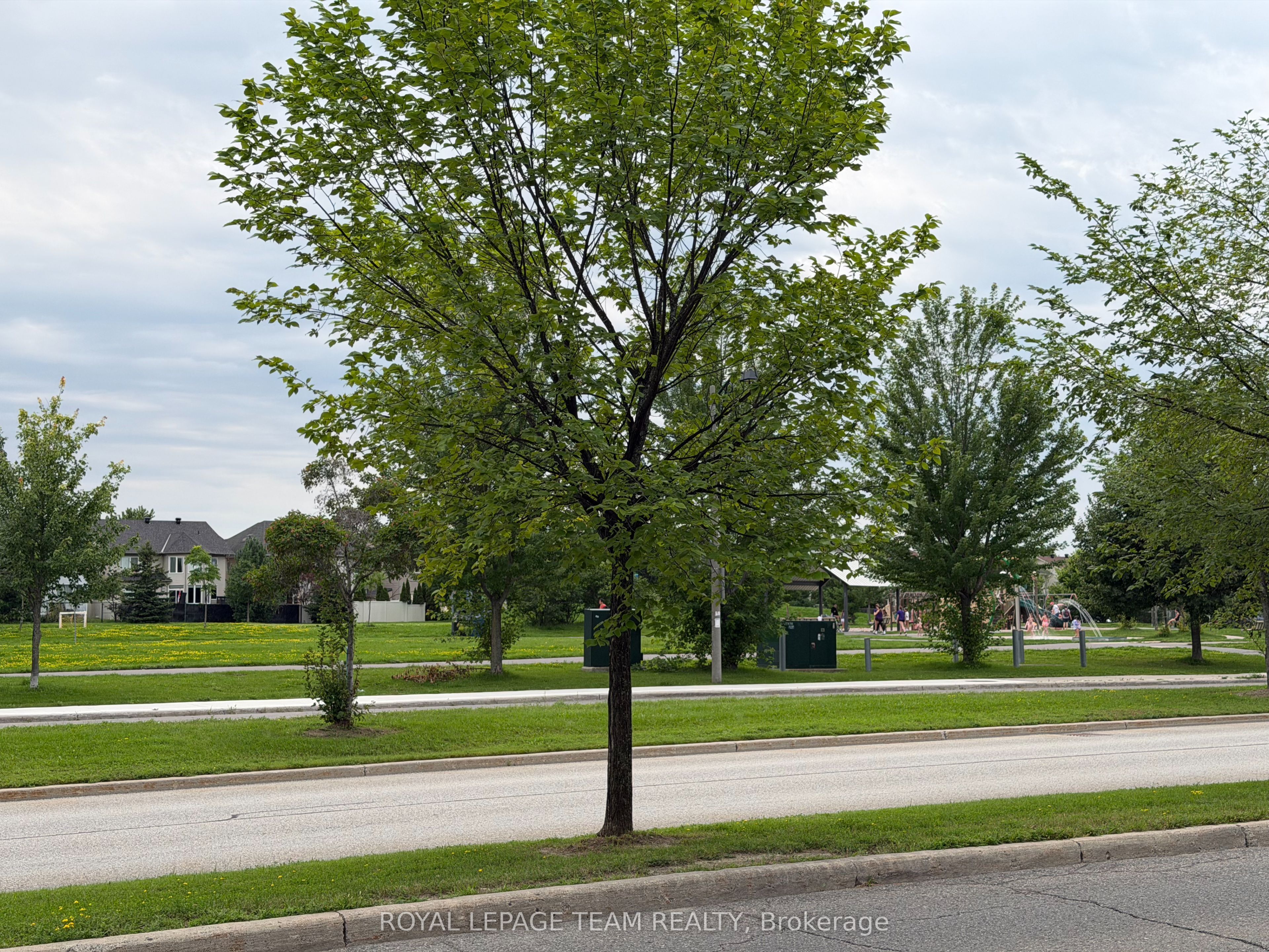 419 CHAPMAN MILLS Drive A, Barrhaven, ON K2J 0M7 photo 4