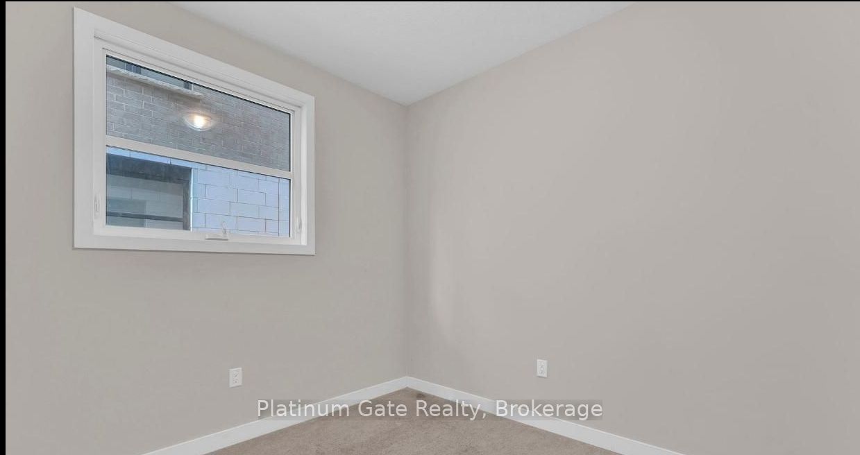 958 BATTERY Park, London North, ON N6H 0J7 photo 4