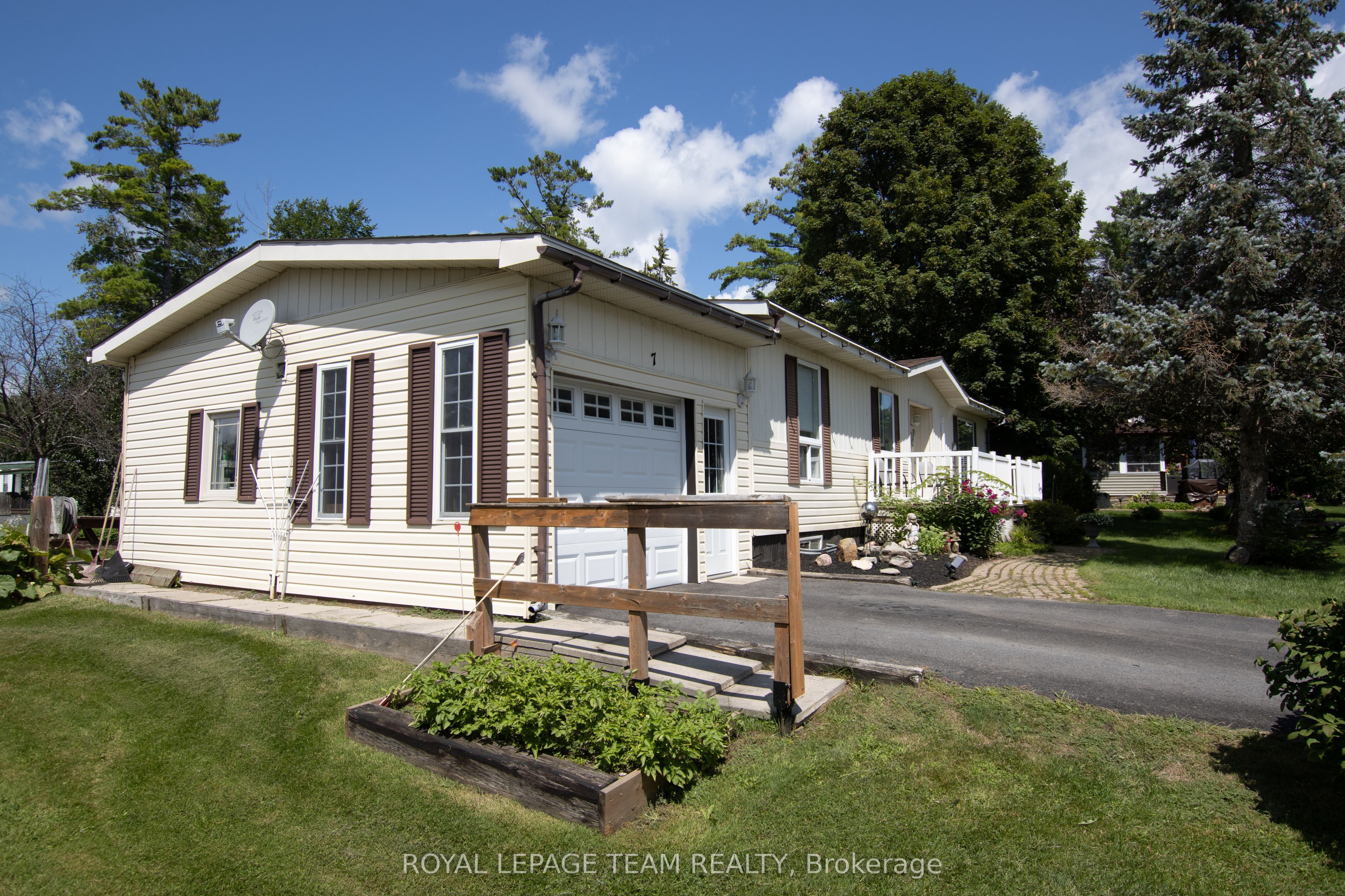 7 Woodside Lane, McNab/Braeside, ON K0A 3L0 photo 3