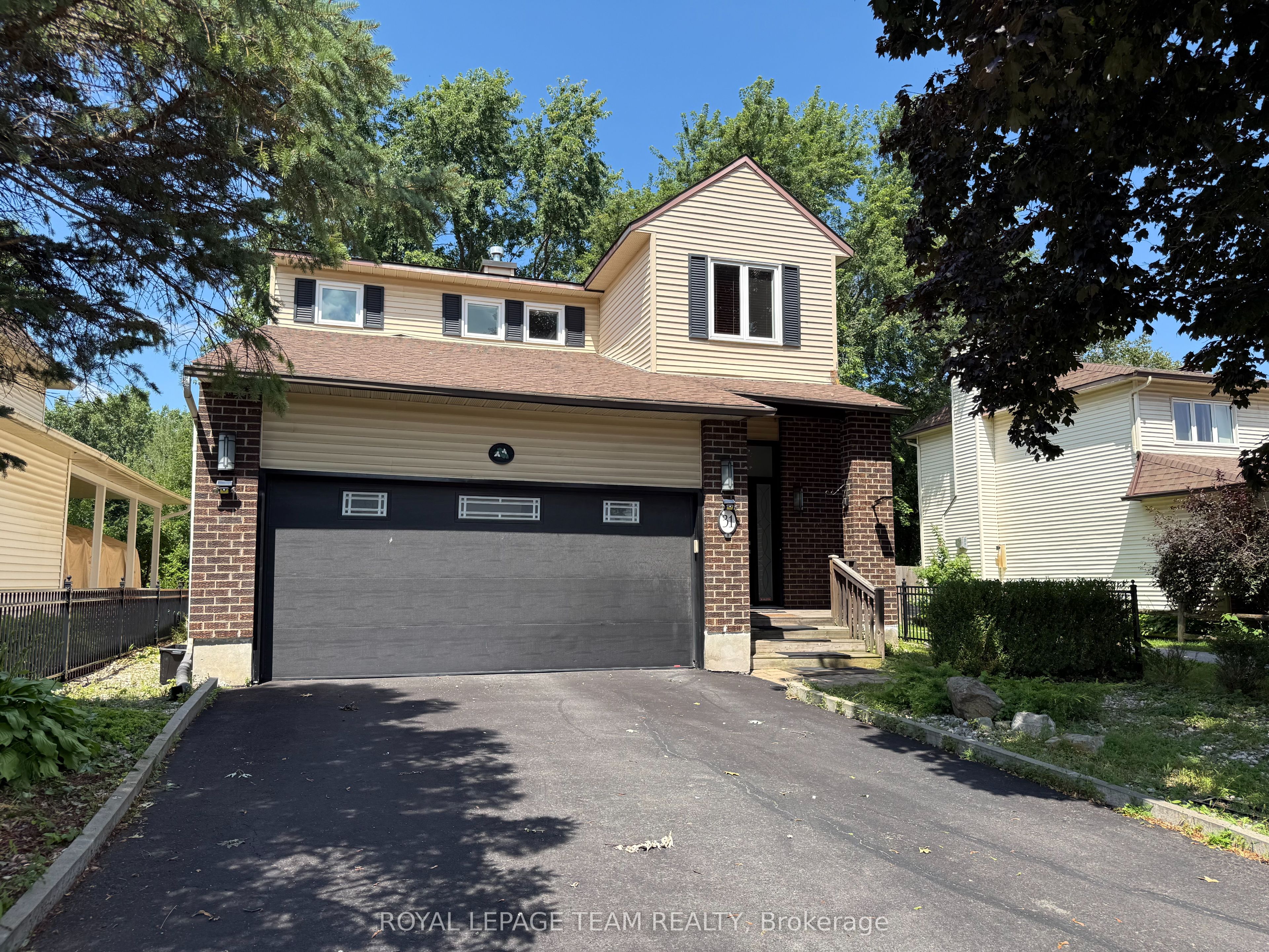 31 Rastila Crescent, Hunt Club - South Keys and Area, ON K1T 2C5