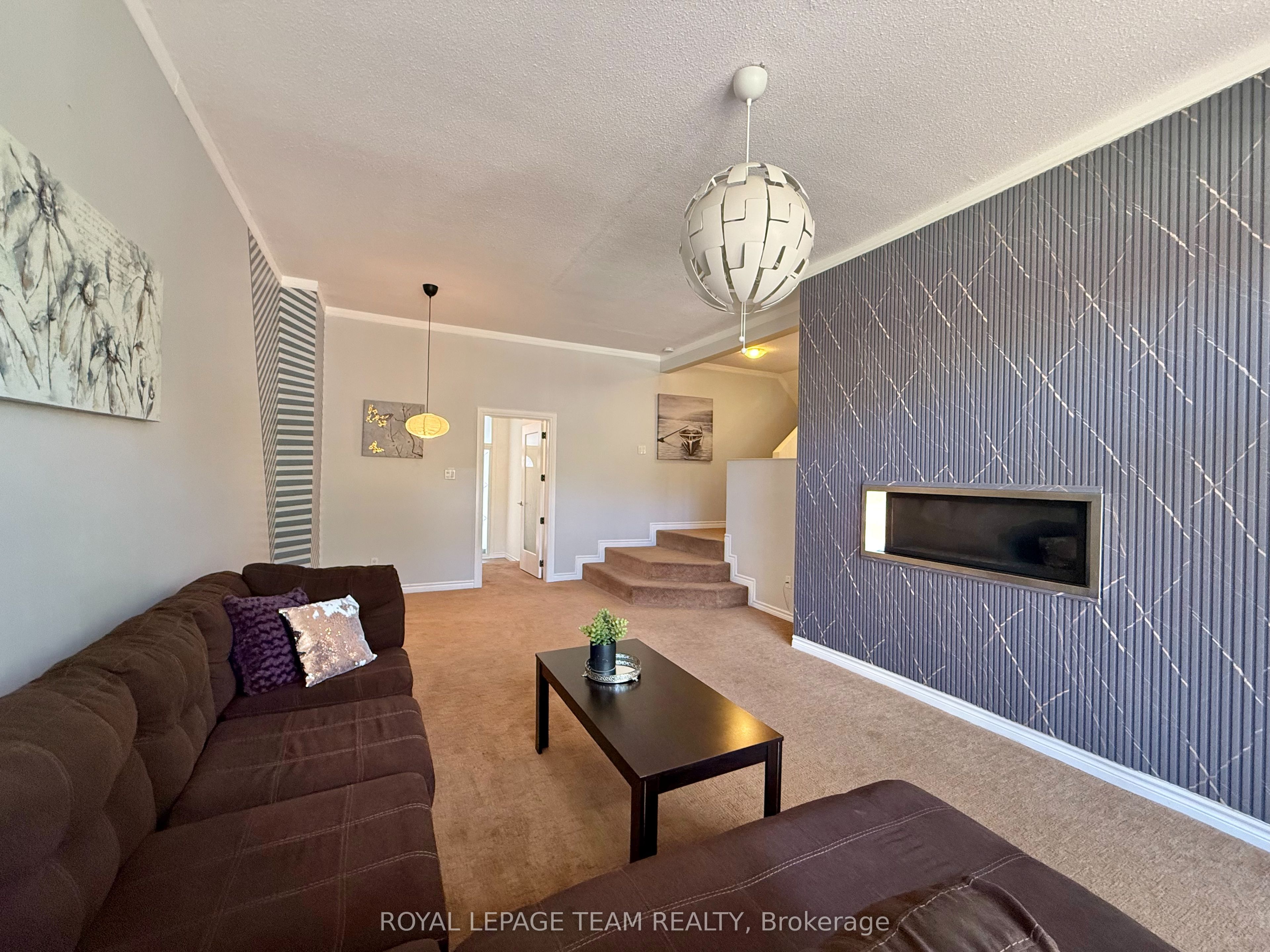 31 Rastila Crescent, Hunt Club - South Keys and Area, ON K1T 2C5 photo 5