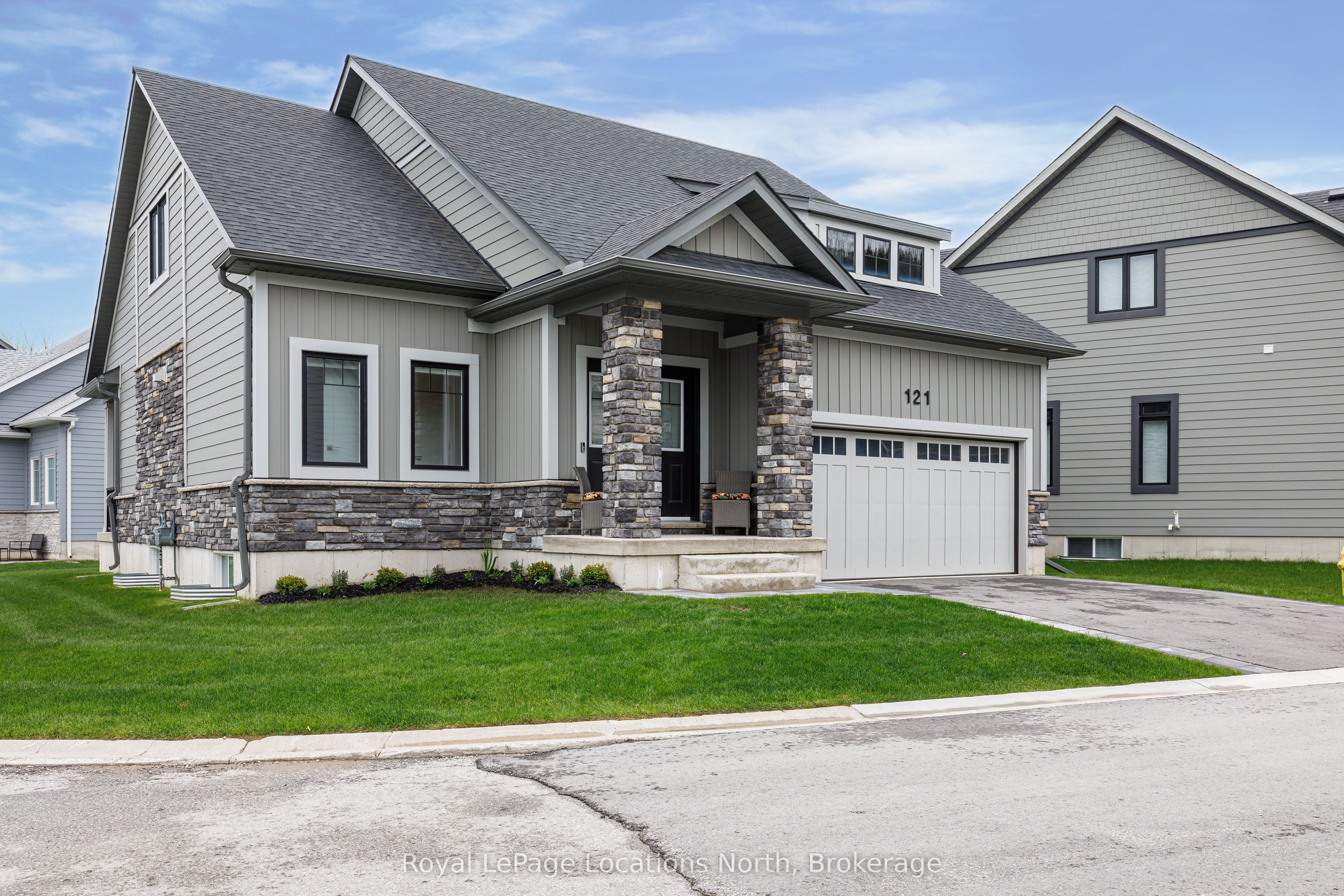 121 Beacon Drive, Blue Mountains, ON N0H 2P0 photo 2