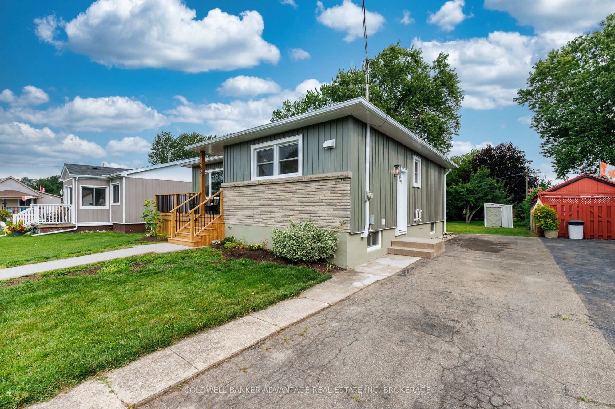 205 Borden Avenue, Port Colborne, ON L3K 3Z9 photo 3