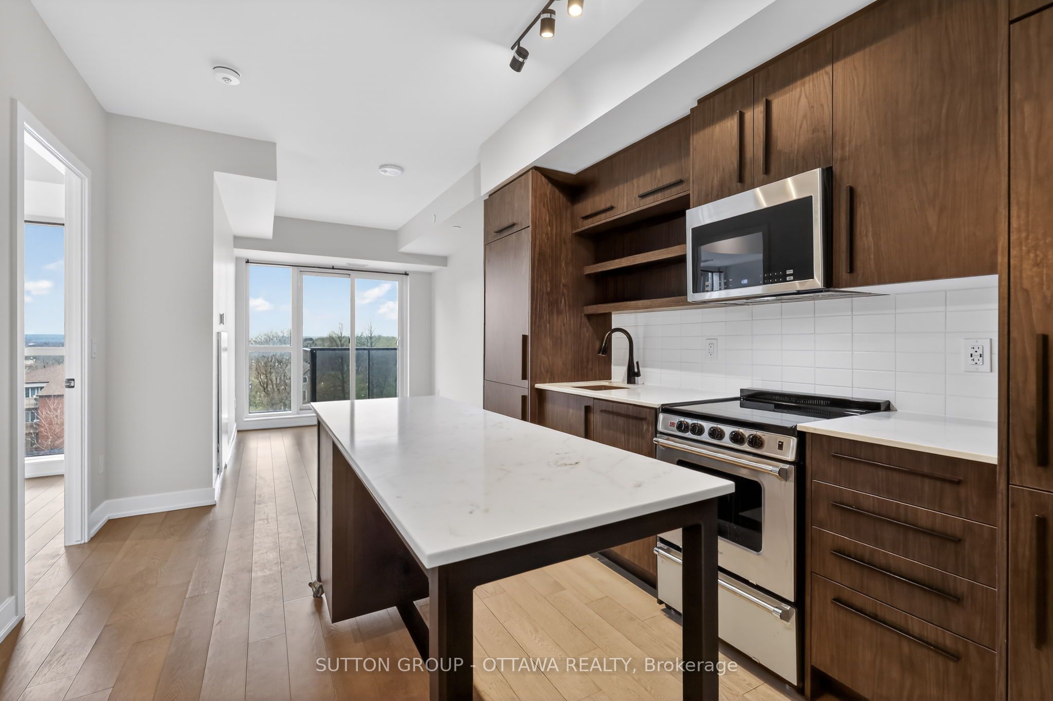 560 RIDEAU Street 509, Lower Town - Sandy Hill, ON K1N 0G3 photo 4
