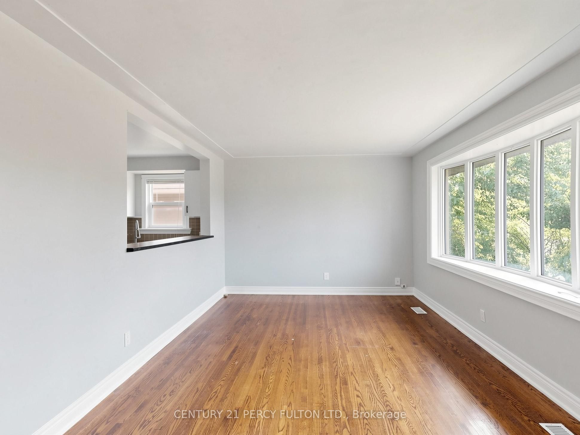 25 Kenwood Crescent, Hamilton, ON L8T 1W3 photo 3