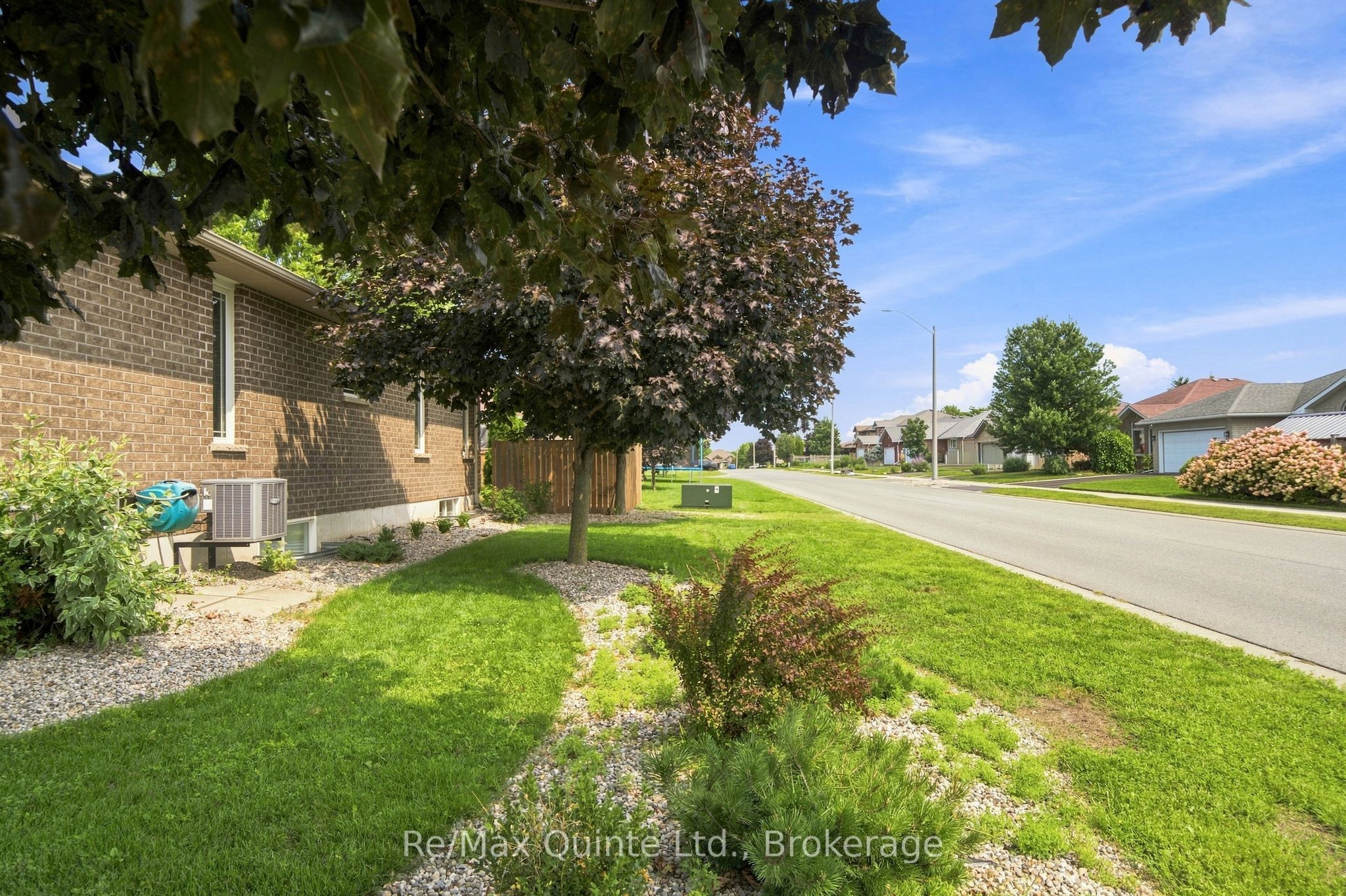 31 Essex Drive, Belleville, ON K8N 0M9 photo 4