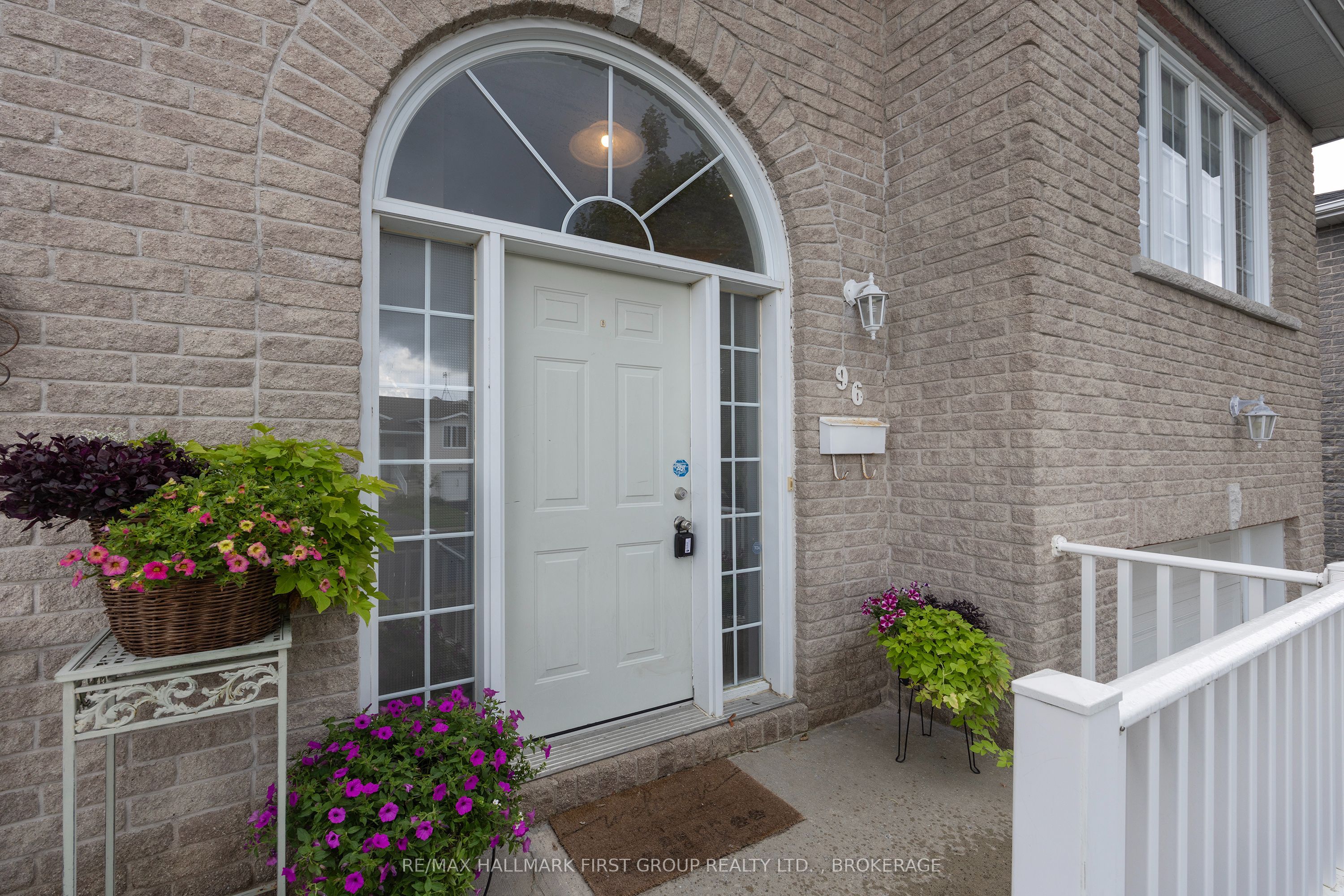 96 Briceland Street, Kingston, ON K7K 7L2 photo 2