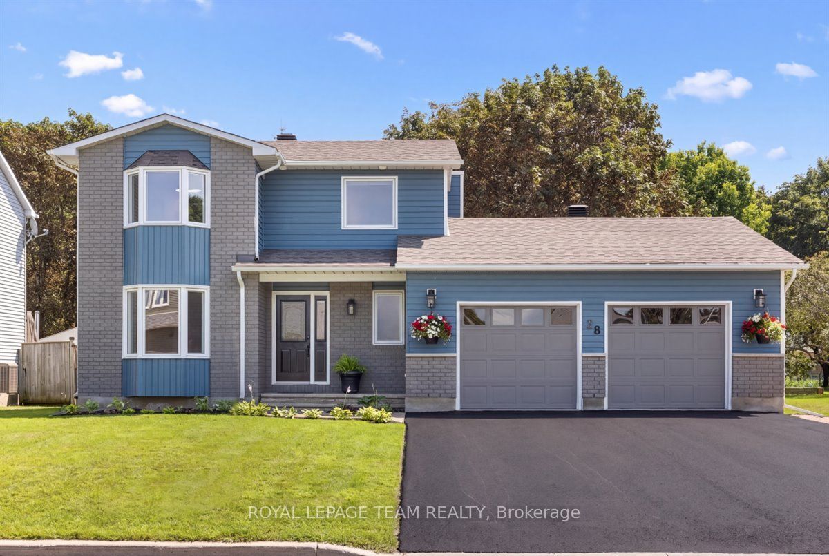 38 Patterson Crescent, Carleton Place, ON K7C 4H3 photo 2