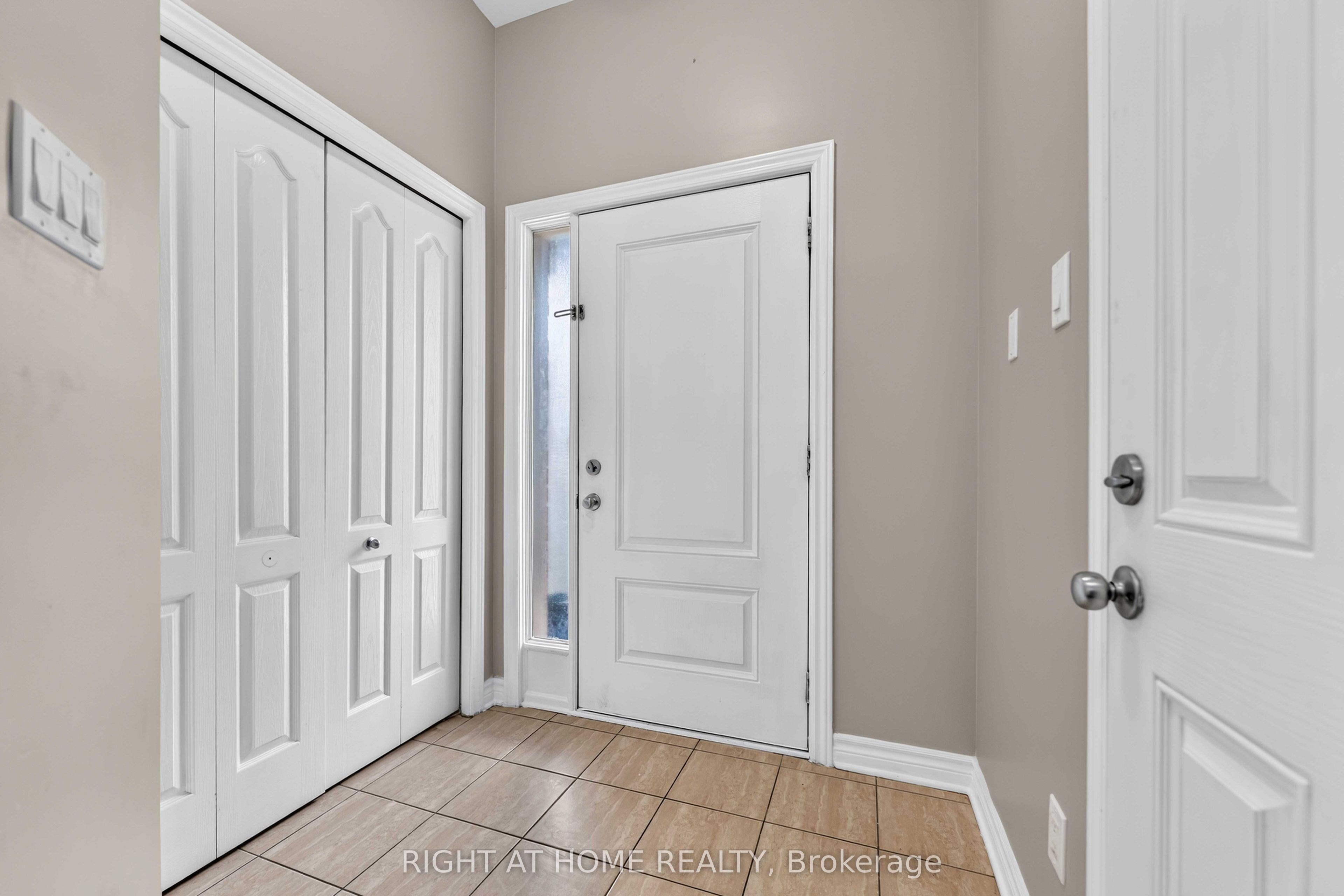 628 MOORPARK Avenue, Kanata, ON K2M 0B6 photo 4