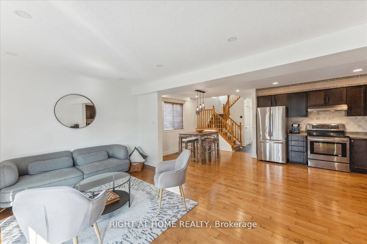 223 Grey Fox Drive, Kitchener, ON N2E 3N7 photo 4