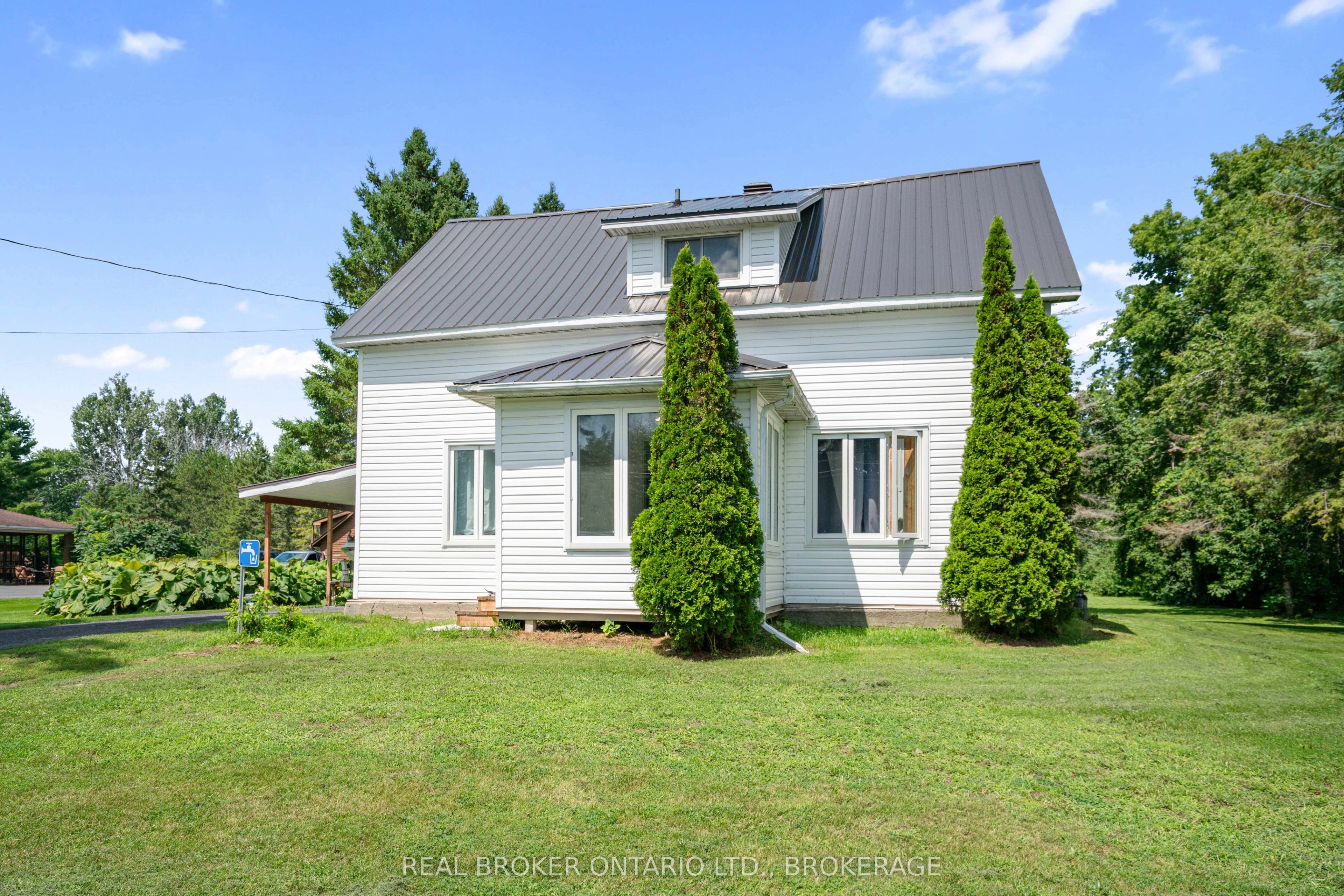 15631 Manning Road, South Stormont, ON K0C 1M0 photo 3