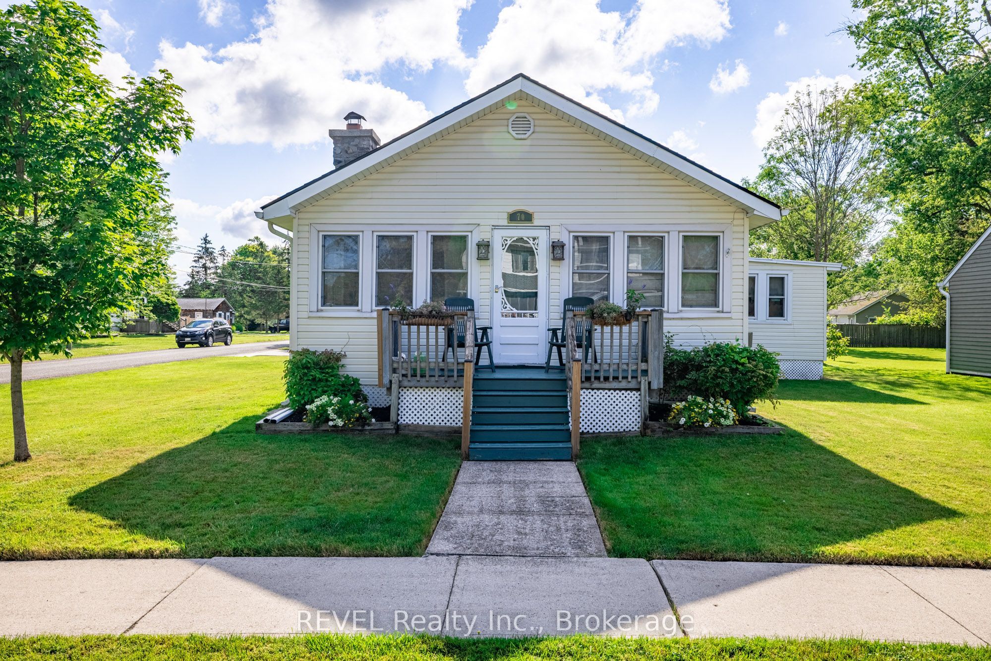 70 Bernard Avenue, Fort Erie, ON L0S 1N0 photo 4