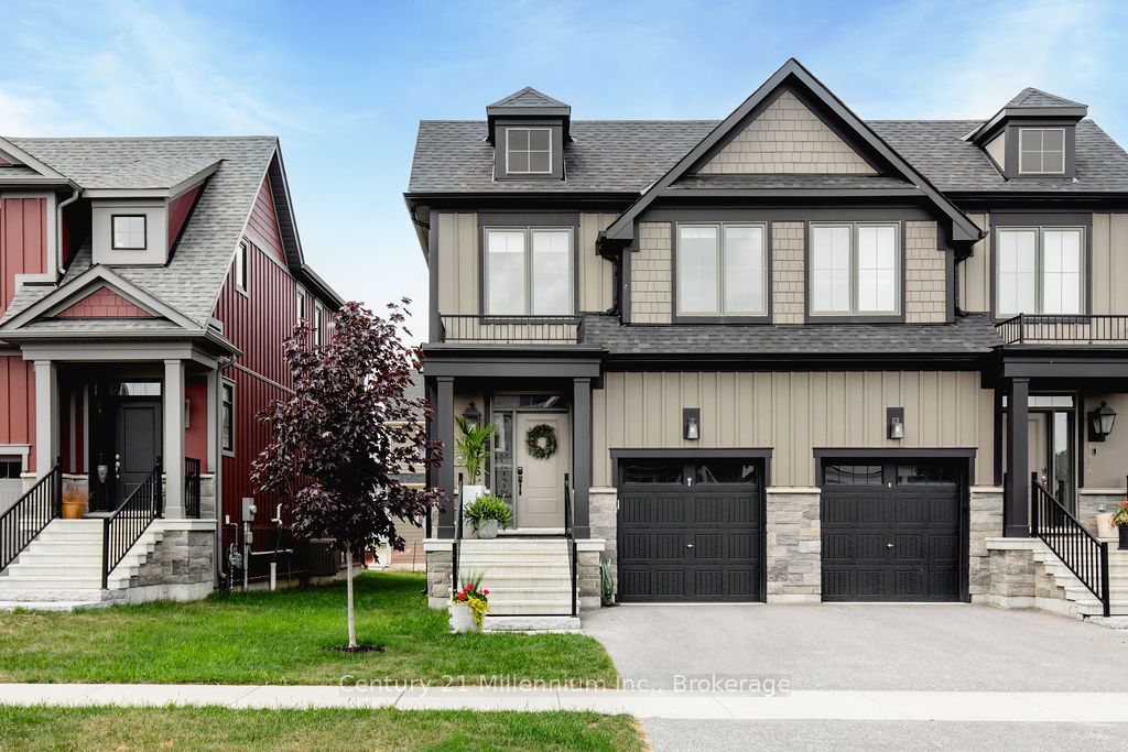 116 Sycamore Street, Blue Mountains, ON L9Y 4E2