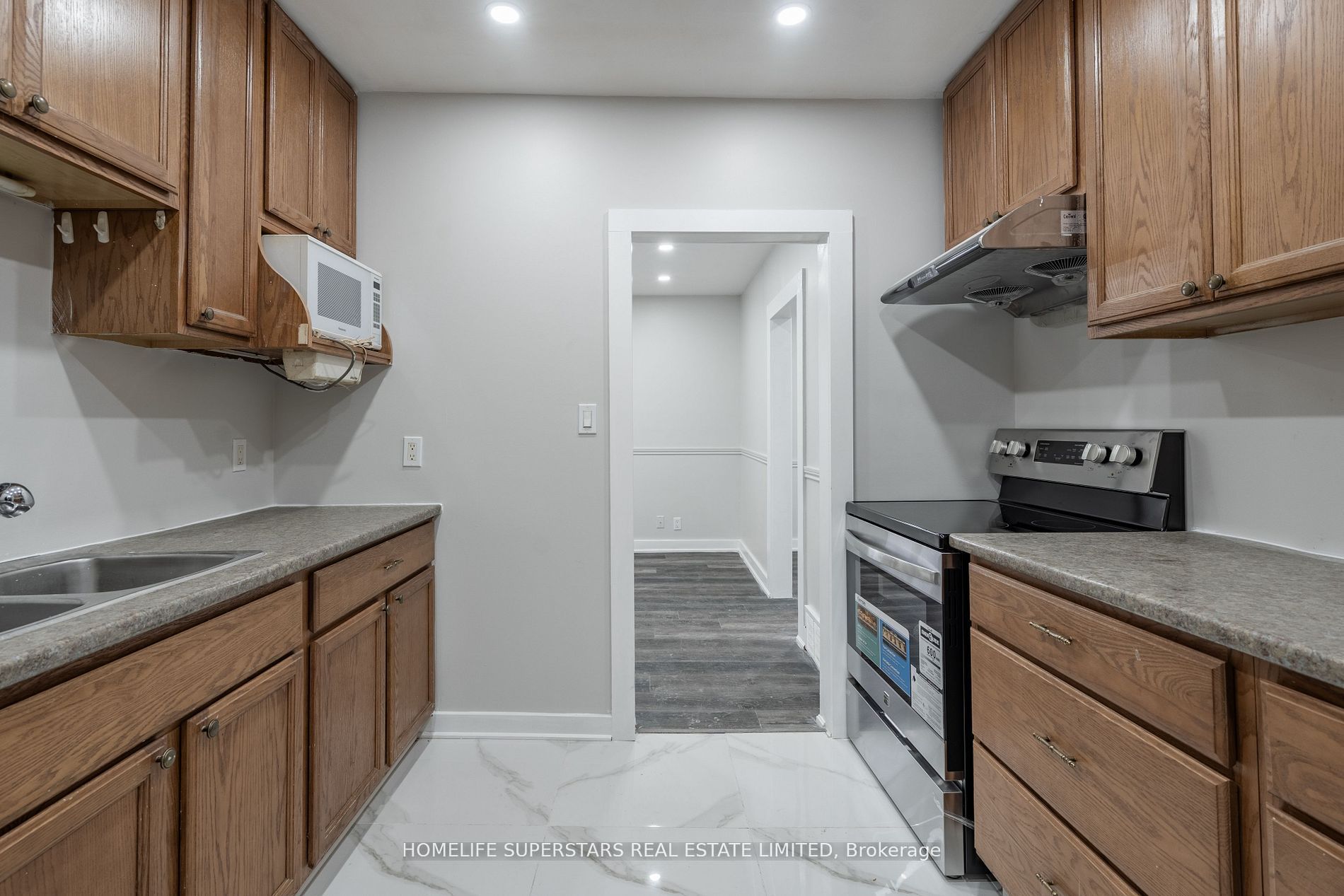 4550 Homewood Avenue, Niagara Falls, ON L2E 4X8 photo 5