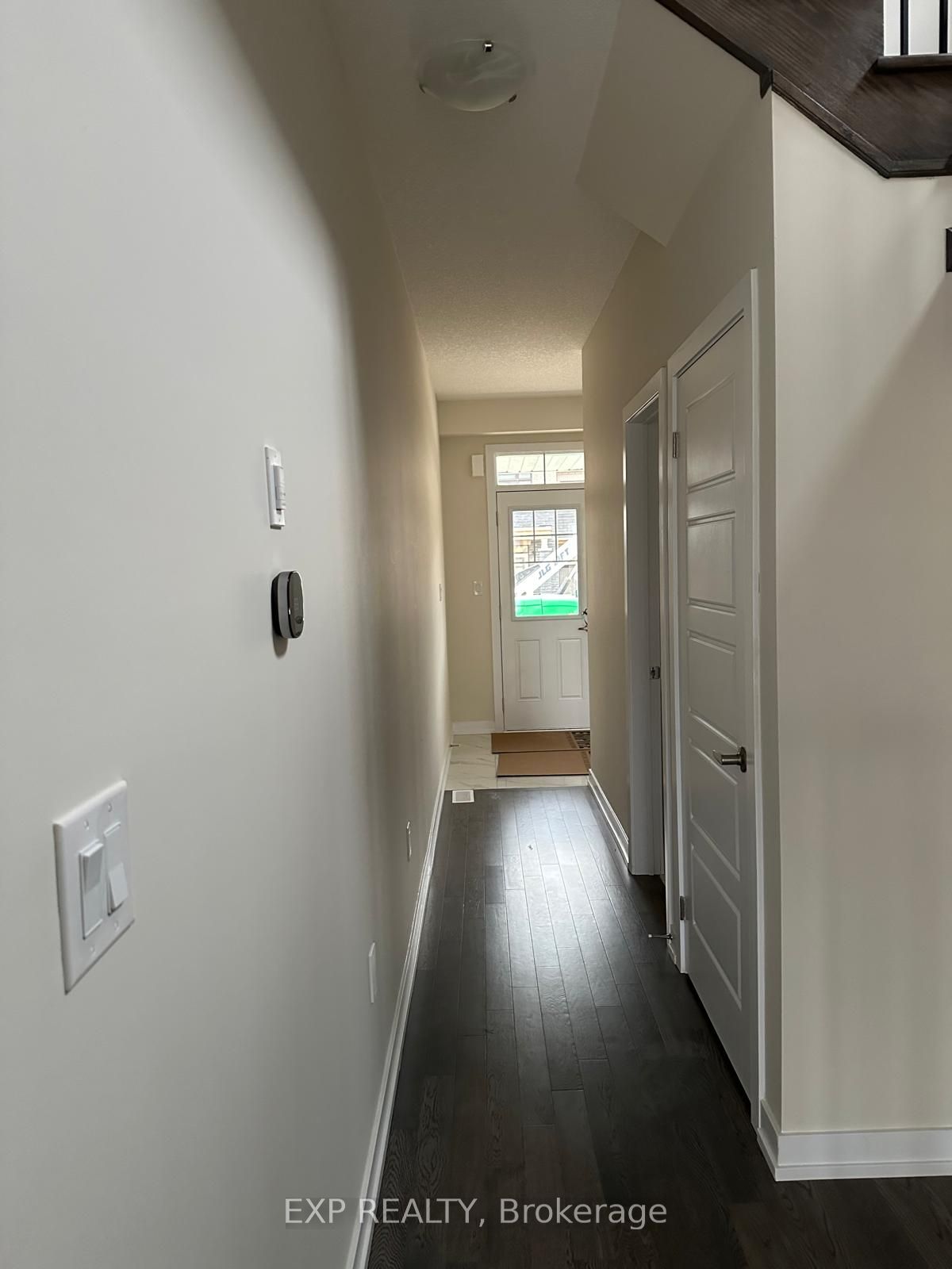128 Lilac Circle, Haldimand, ON N3W 0H8 photo 3