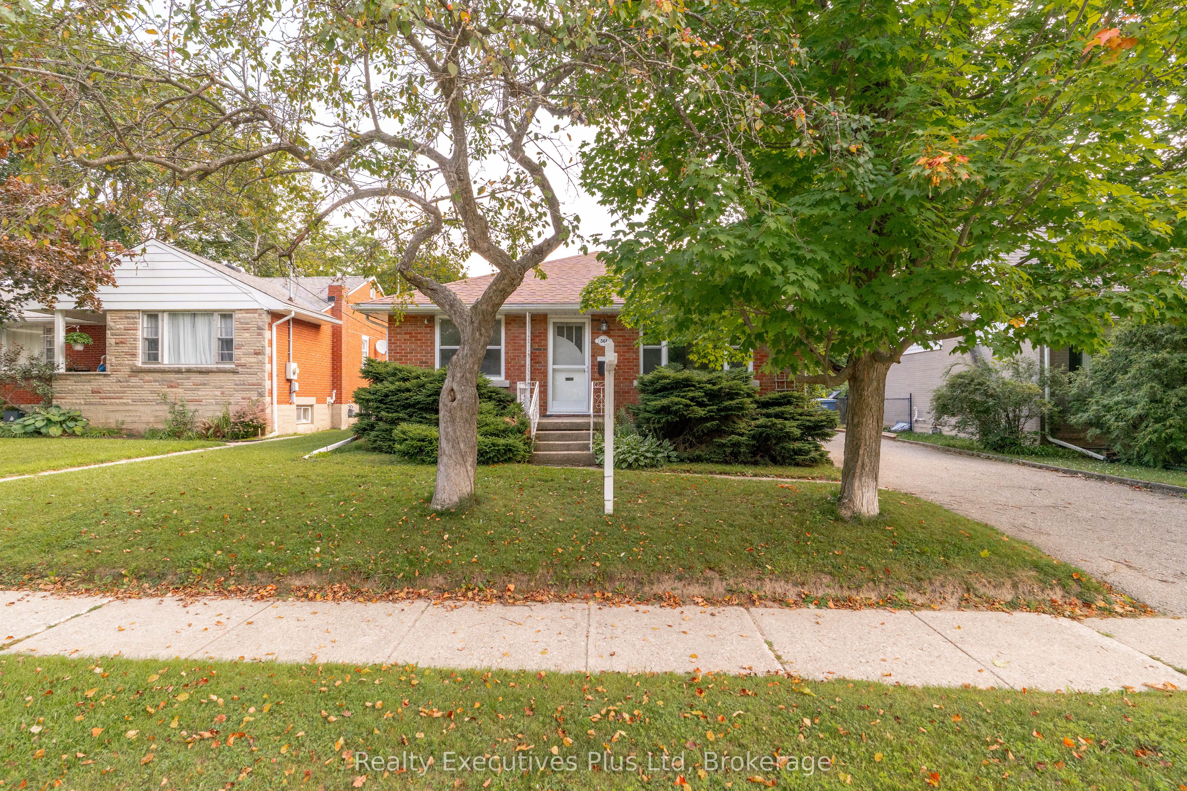 361 Metcalfe Street, Guelph, ON N1E 4Z5 photo 2