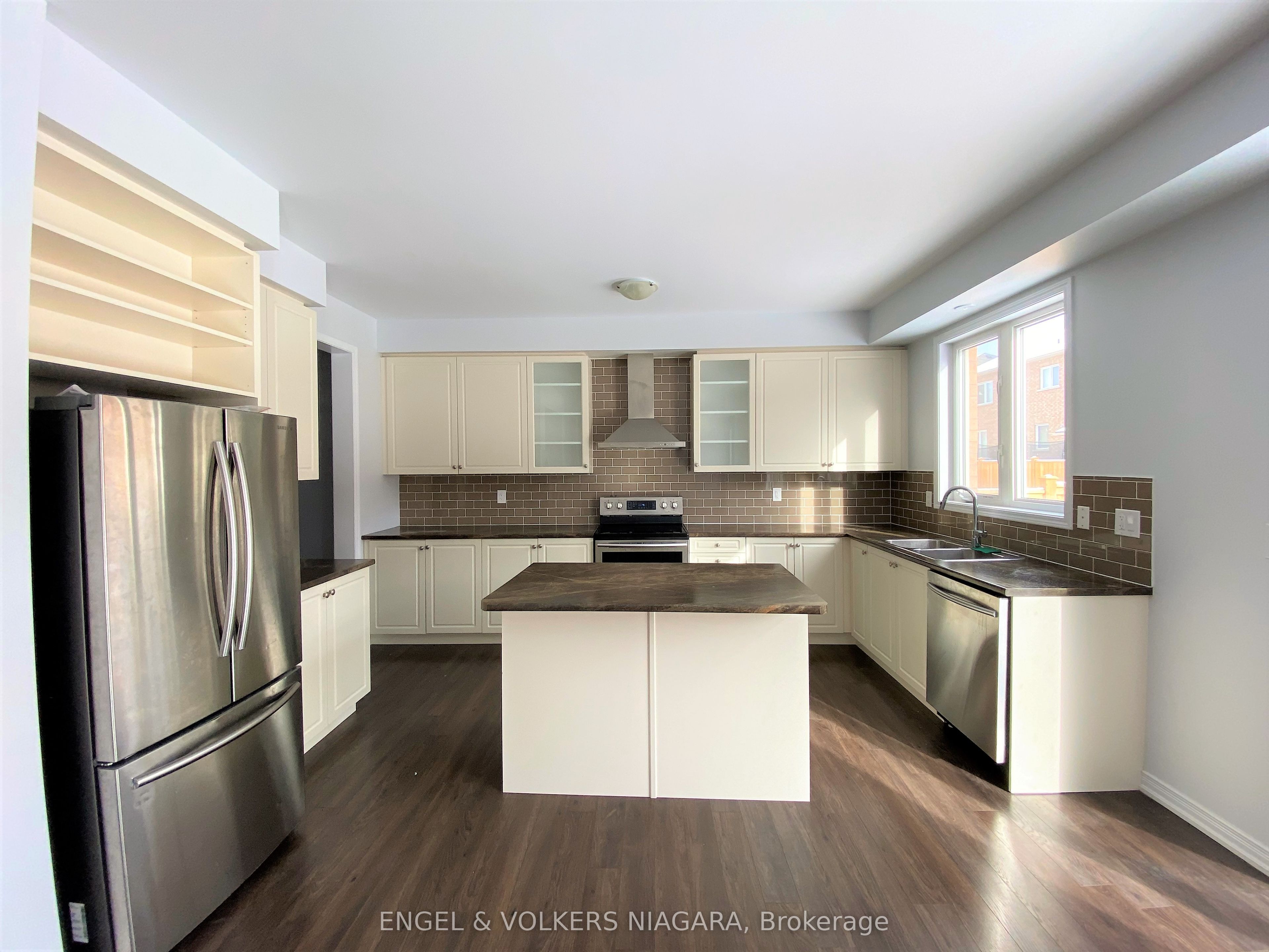 8576 Sweet Chestnut Drive, Niagara Falls, ON L2H 0N1 photo 5